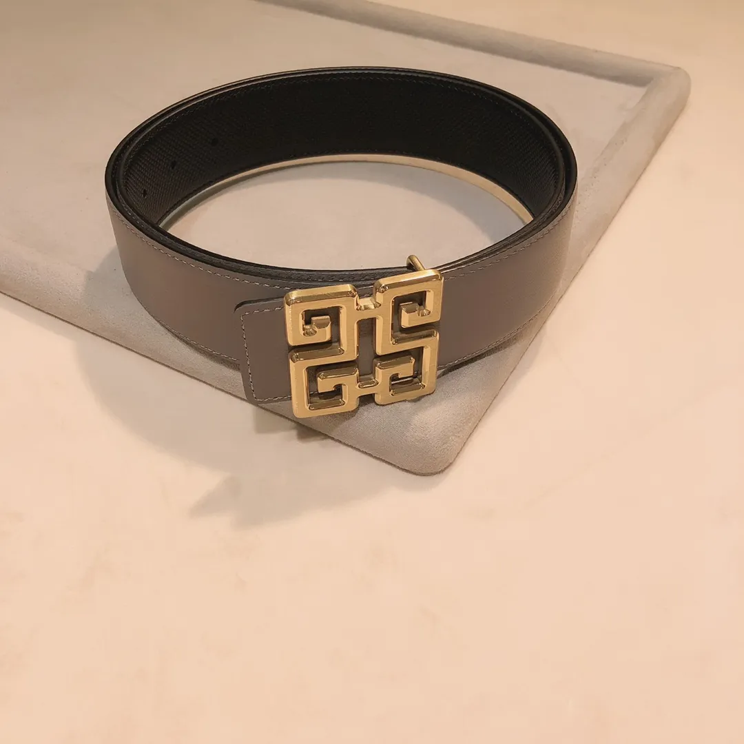 💰480💰Full package💰 💍Purchase level Givenchy·GIVENCHY⚡️Rare men's belt👊New checkered Western Tang grass style with first-layer cowhide⚡️Double-sided📰Can be applied to most occasions for men👍Low-key appearance design, more suitable for sale on major e-commerce platforms⚡️Size 4.0CM