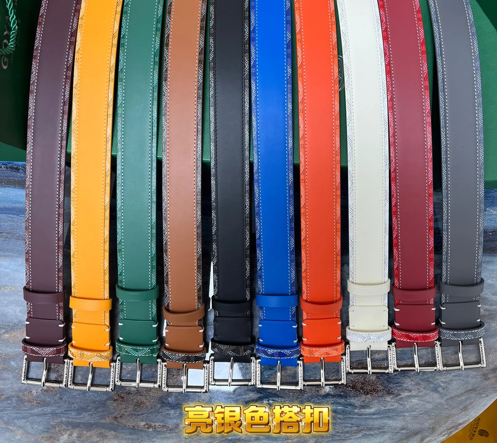 💰520💰Full package💰 💍Purchase level Goya belt is low-key luxury 🎈Width 4.0 Made of imported first-layer cowhide and dogtooth coated canvas The leather is soft and durable Handmade Pay attention to details Fine stitching Smooth edges Classic design Versatility Suitable for various occasions