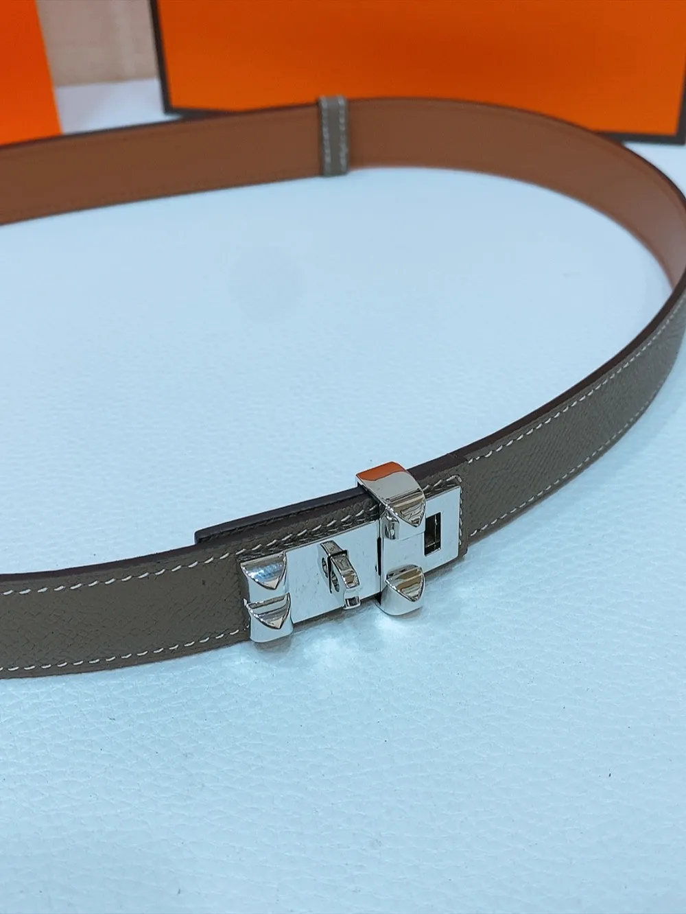 💰480💰Full package💰 💍Purchase grade Hermès⚡️🌹Madame calfskin belt with gold-plated and silver-plated belt buckle⚡️🌹Easy to adjust the tightness⚡️🌹Width 24 mm｜No code classification, stretch adjustment