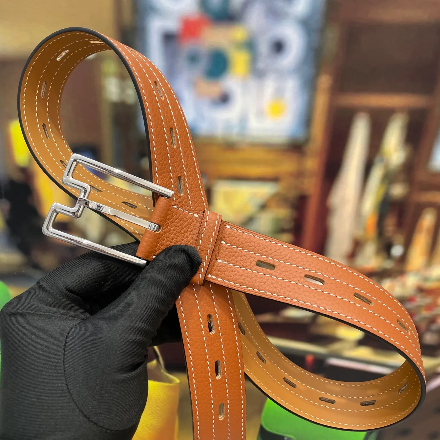 💰520💰Full set of packaging💰 💍Purchase level Hermes⚡️🌹The cabinet sister recommends sharing H Width 35mm Premium double-sided original leather with boutique buckle, boutique high quality⚡️🌹Seiko production, detailed pictures, gold medal sales cabinet sister real-life shooting, high-end luxury