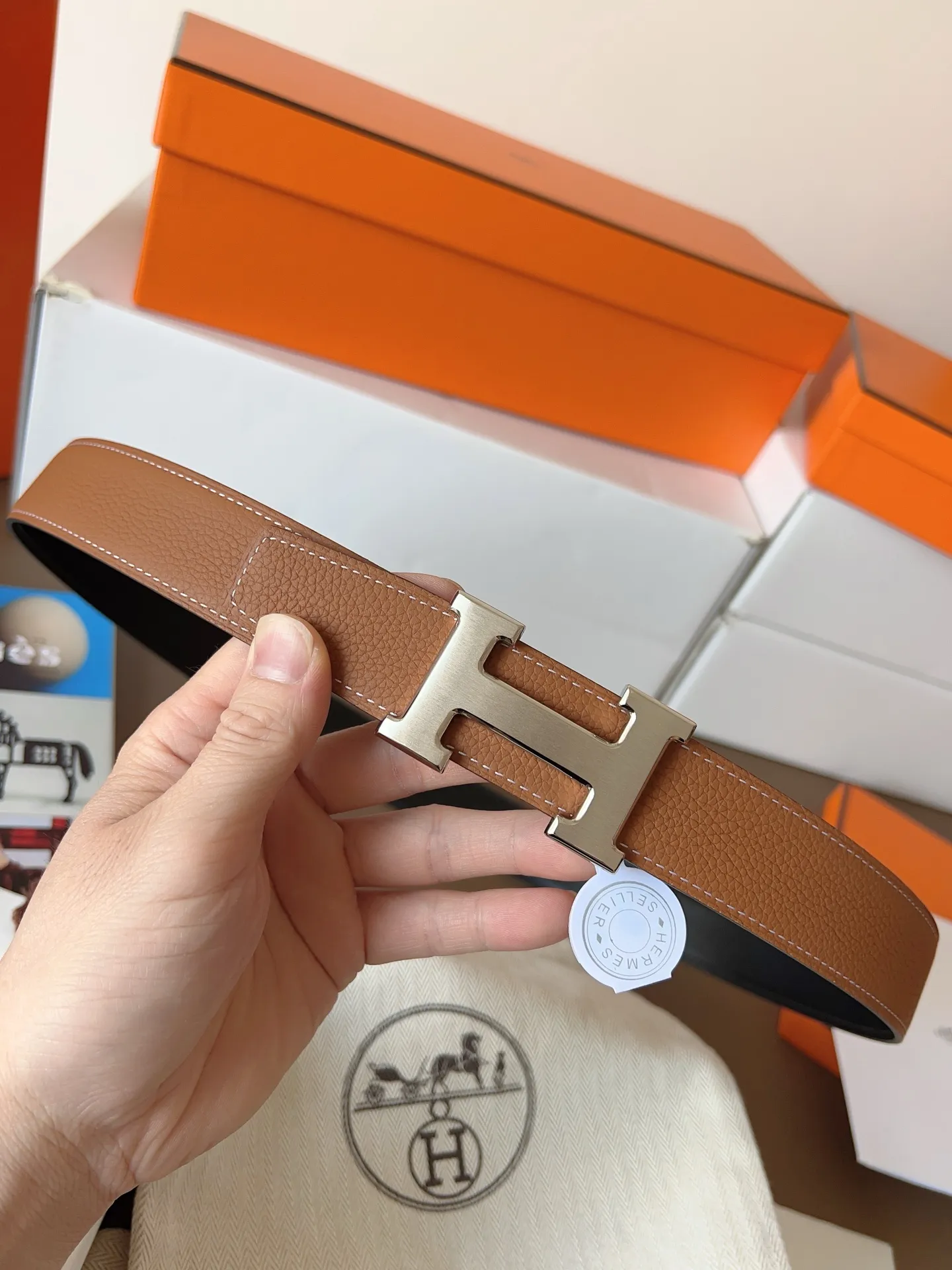 💰480💰Full set of packaging💰💍Purchase level Hermes "HERMES" new craftsmanship, original wiring 3.2cm, colors are black, earthy yellow, tin gray, coffee color, Prussian basket double-sided belt🇫🇷French original togo leather/A-grade steel buckle The quality is beyond doubt, there is no better, only the best,