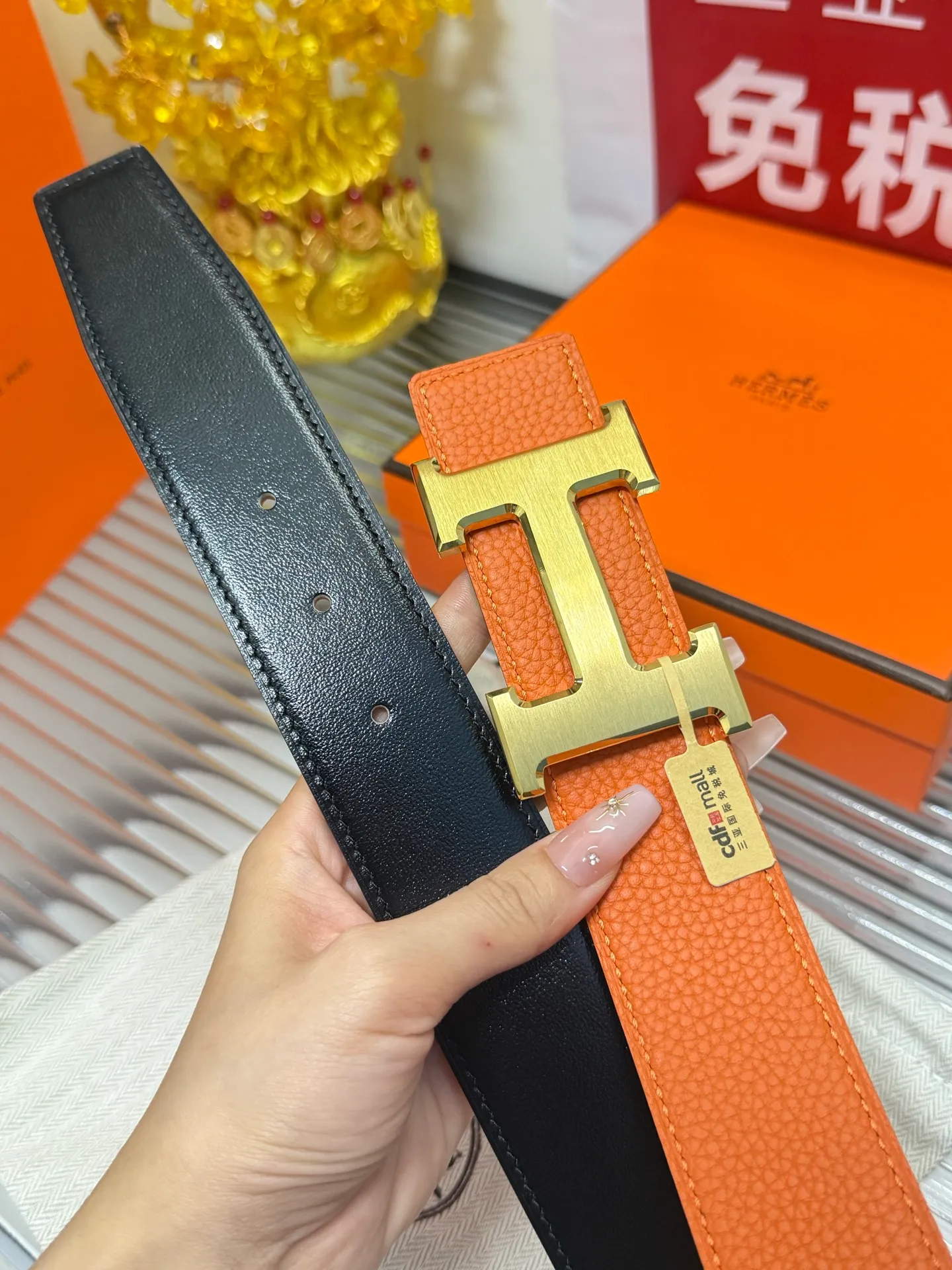 ✅Width: 𝟯.𝟴𝗰𝗺 ❑ Hermès « Comes with a full set of 🛍 original packaging at the counter » Original imported 𝐓𝐎𝐆𝐎 calfskin + fine pure steel ❑ Purchasing genuine goods · Fine and perfect wiring, exquisite and neat details ❗️Original high quality P480