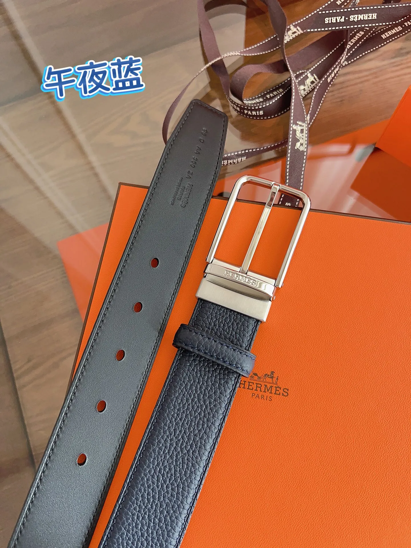 💰480💰Full package💰 💍Purchasing grade Hermes HERMES⚡️🌹Latest design Purchasing quality The belt is made of imported high-quality Togo leather, with a fine steel metal traditional small pin buckle. The craftsmanship details are in place. Pay attention to details and never lose to details. Width 3.5cm