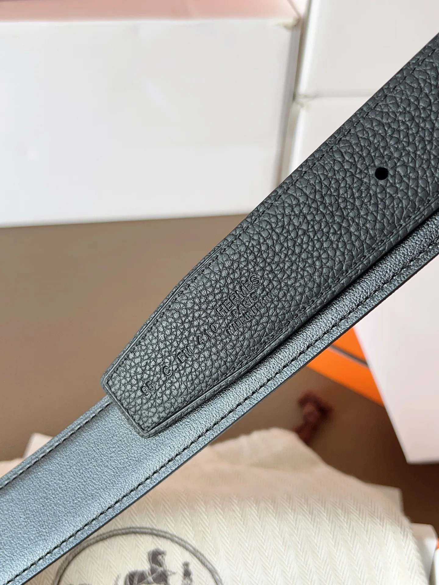 💰480💰Full set of packaging💰💍Purchase level Hermes "HERMES" new craftsmanship, original wiring 3.2cm, colors are black, earthy yellow, tin gray, coffee color, Prussian basket double-sided belt🇫🇷French original togo leather/A-grade steel buckle The quality is beyond doubt, there is no better, only the best,