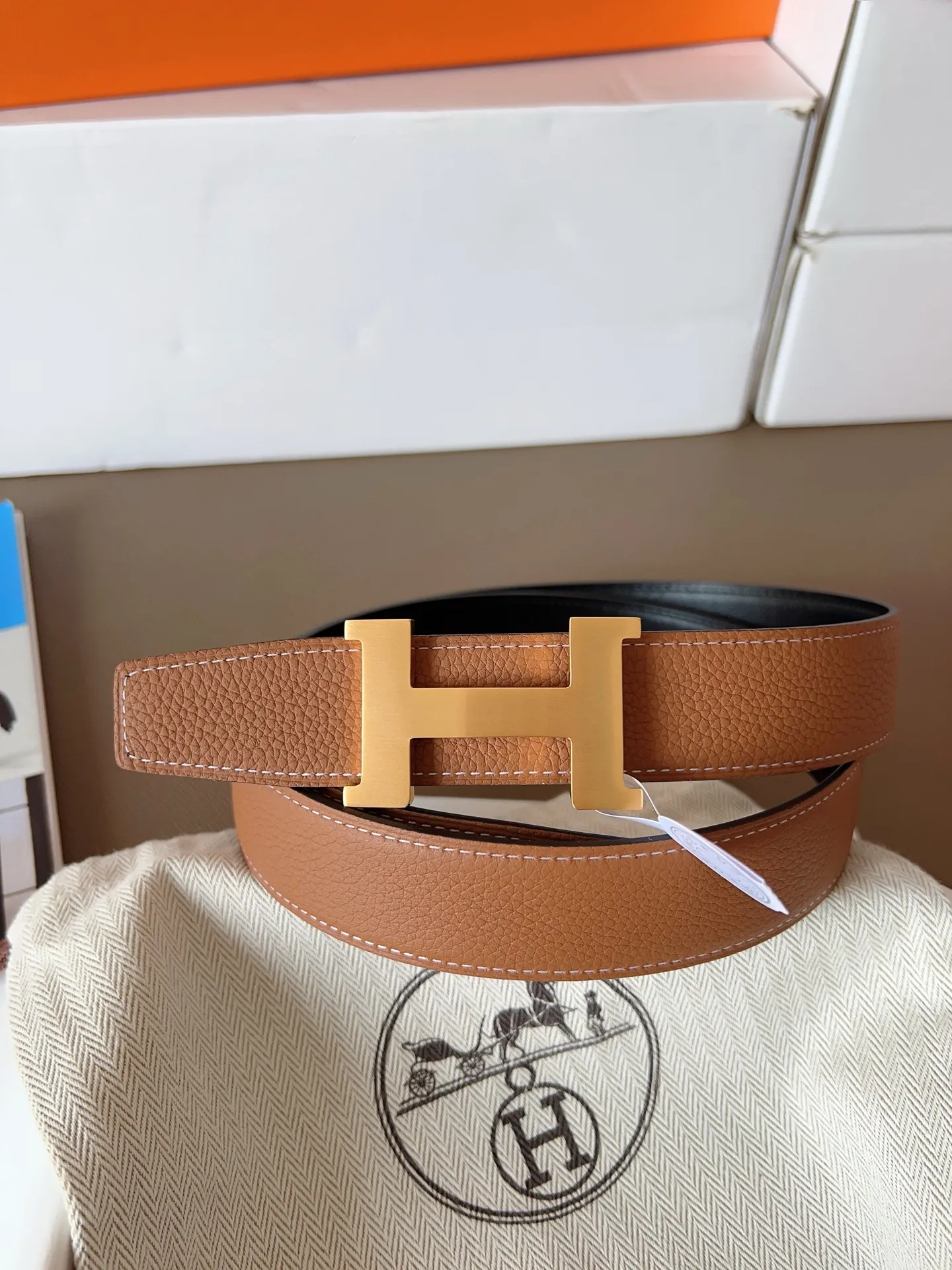 💰480💰Full set of packaging💰💍Purchase level Hermes "HERMES" new craftsmanship, original wiring 3.2cm, colors are black, earthy yellow, tin gray, coffee color, Prussian basket double-sided belt🇫🇷French original togo leather/A-grade steel buckle The quality is beyond doubt, there is no better, only the best,