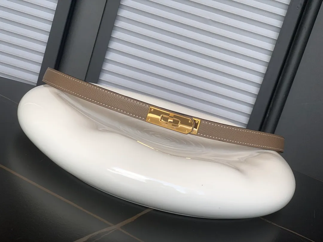 💰498💰Full package💰 💍Purchasing-grade Hermes⚡️🌹Kelly EPSOM imported calfskin⚡️🌹Width 1.8Cm! Discount gold, silver and rose gold in 3⃣️ colors! Adjustable length, one size fits all! summer boutique
