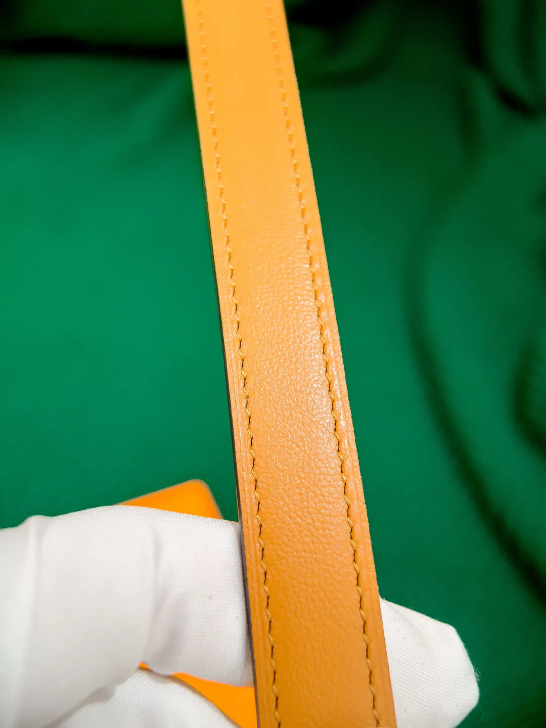 💰498💰Full package💰 💍Purchase level Hermès ⚡️🌹Kelly classic women's belt Width 1.8cm Classic elastic belt (one size fits all) Top layer EP palm print calfskin with golden brown calfskin bottom, semi-hand-sewn. Stainless steel buckle (gold silver)