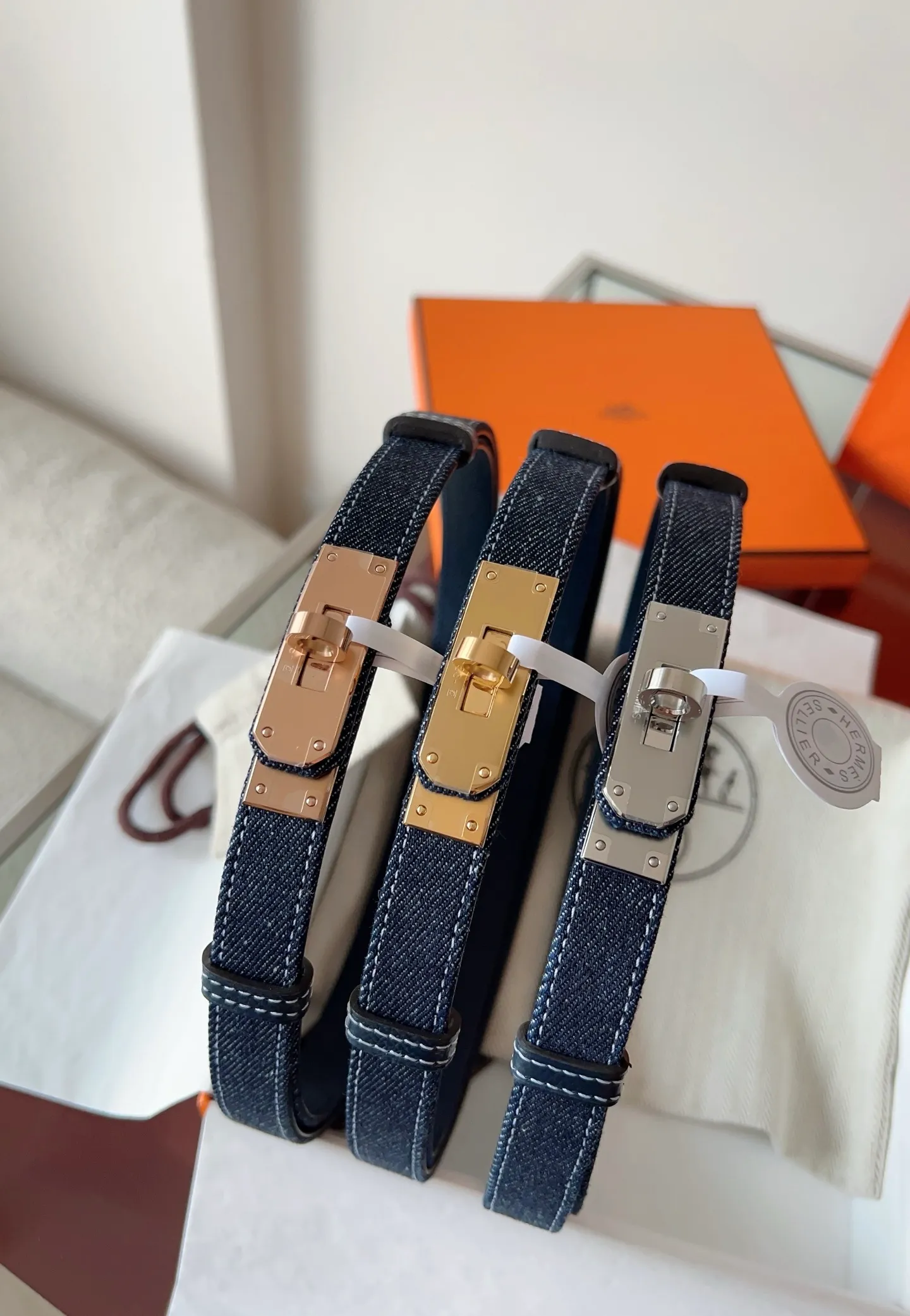 "HERMES" upgraded version 2025, brand new semi-handmade Kelly belt colors are black/gold/elephant gray/white/windbreaker rice (canvas) original EPSOM leather, the quality is beyond doubt