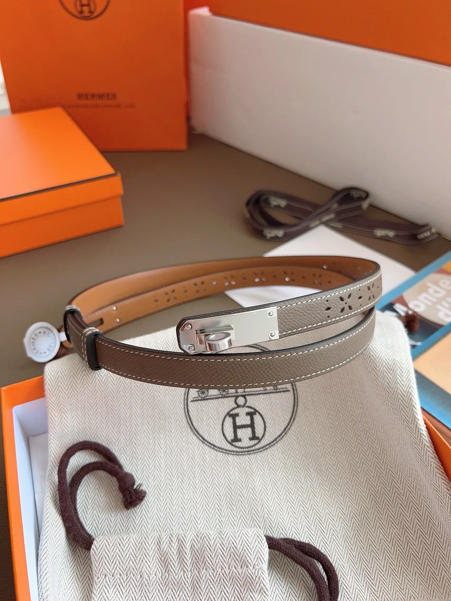 💰498💰Full package💰 💍Purchase level Hermès "HERMES" upgraded version 2025, brand new semi-handmade Kelly belt colors are black/gold/elephant gray/white/etc., original EPSOM leather, quality is beyond doubt