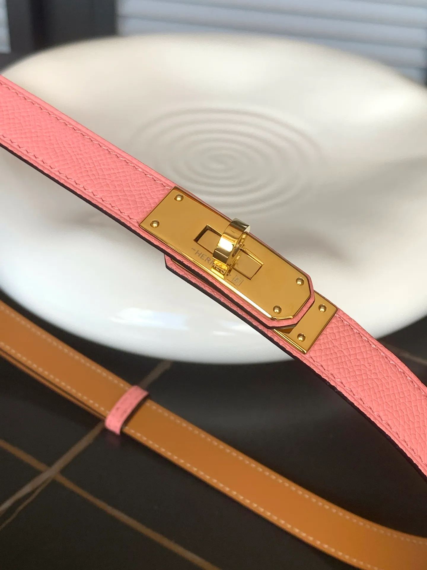 💰498💰Full package💰 💍Purchasing-grade Hermes⚡️🌹Kelly EPSOM imported calfskin⚡️🌹Width 1.8Cm! Discount gold, silver and rose gold in 3⃣️ colors! Adjustable length, one size fits all! summer boutique