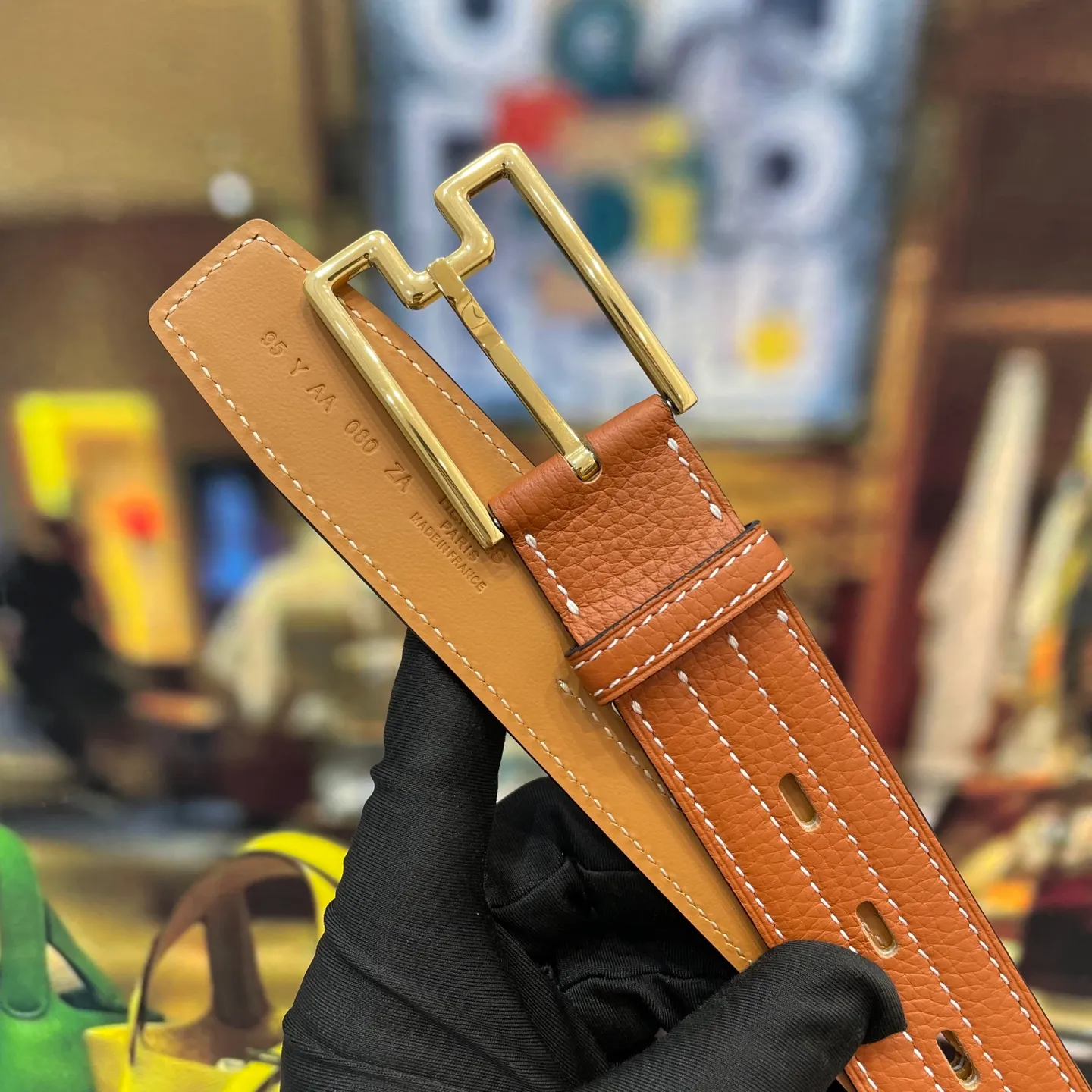 💰520💰Full set of packaging💰 💍Purchase level Hermes⚡️🌹The cabinet sister recommends sharing H Width 35mm Premium double-sided original leather with boutique buckle, boutique high quality⚡️🌹Seiko production, detailed pictures, gold medal sales cabinet sister real-life shooting, high-end luxury