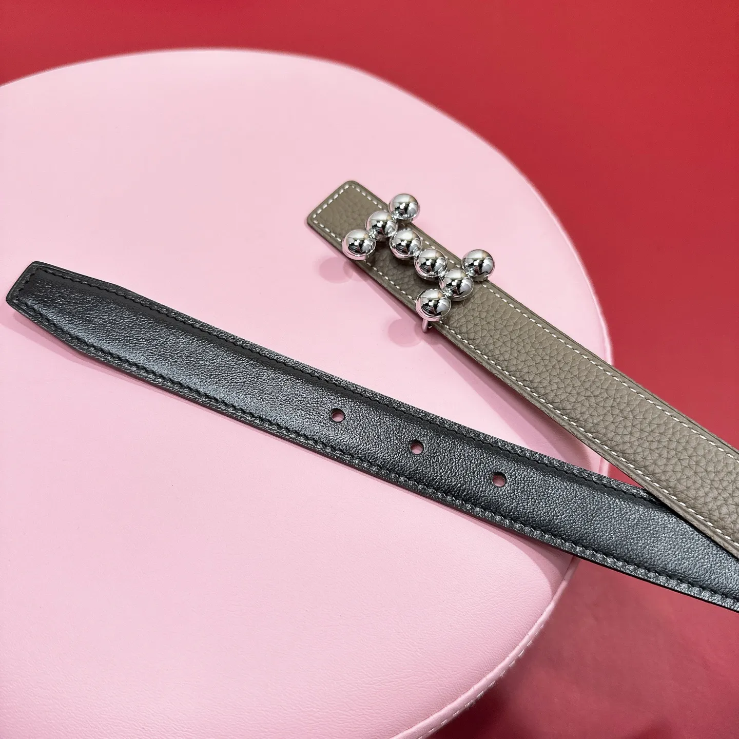 💰440💰Full package💰 💍Purchasing agent grade Hermès simple dual-purpose leather girl's pebbled belt, accessories 2.5cm H stainless steel dual-purpose leather H buckle belt!