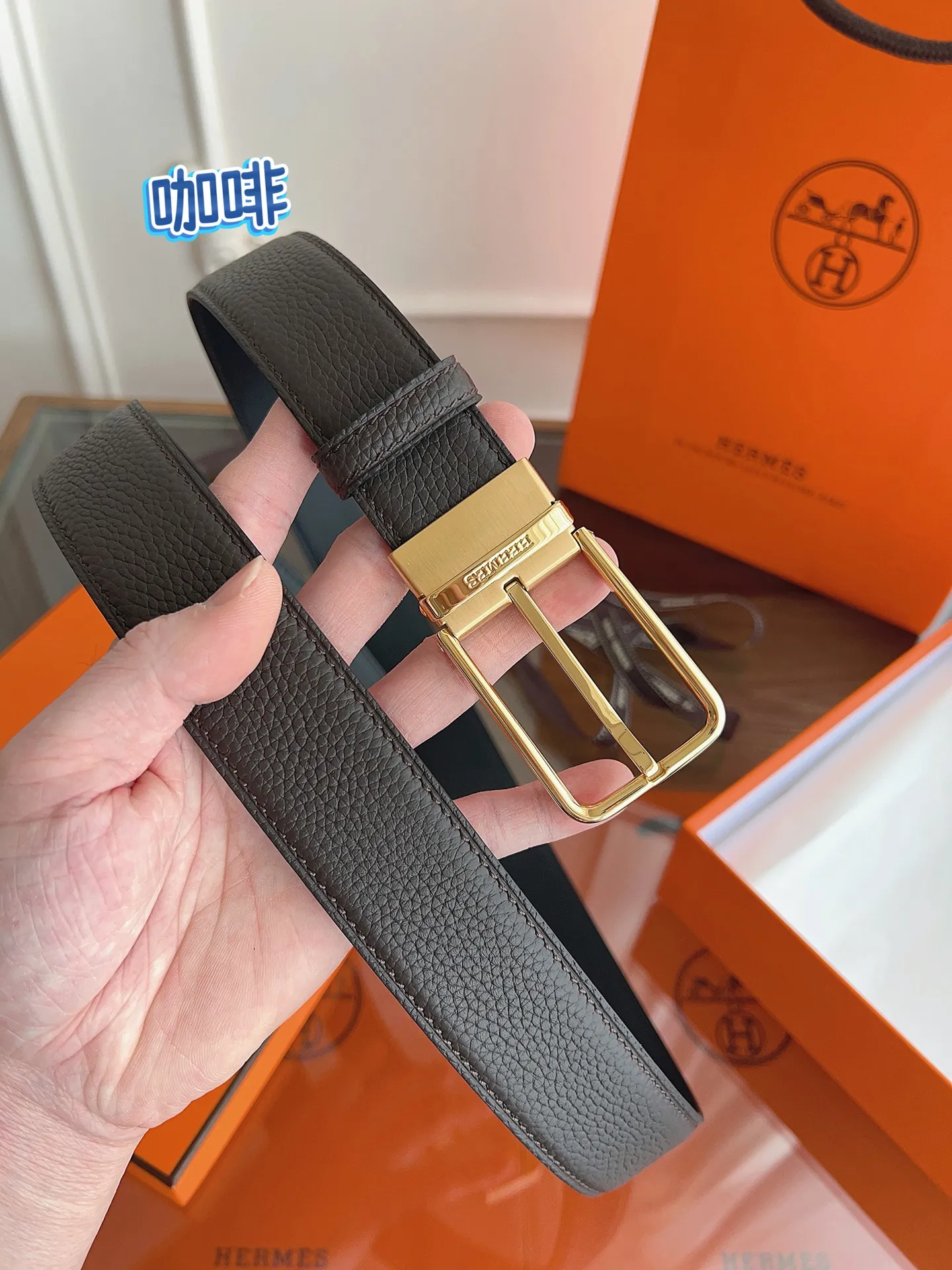 💰480💰Full package💰 💍Purchasing grade Hermes HERMES⚡️🌹Latest design Purchasing quality The belt is made of imported high-quality Togo leather, with a fine steel metal traditional small pin buckle. The craftsmanship details are in place. Pay attention to details and never lose to details. Width 3.5cm
