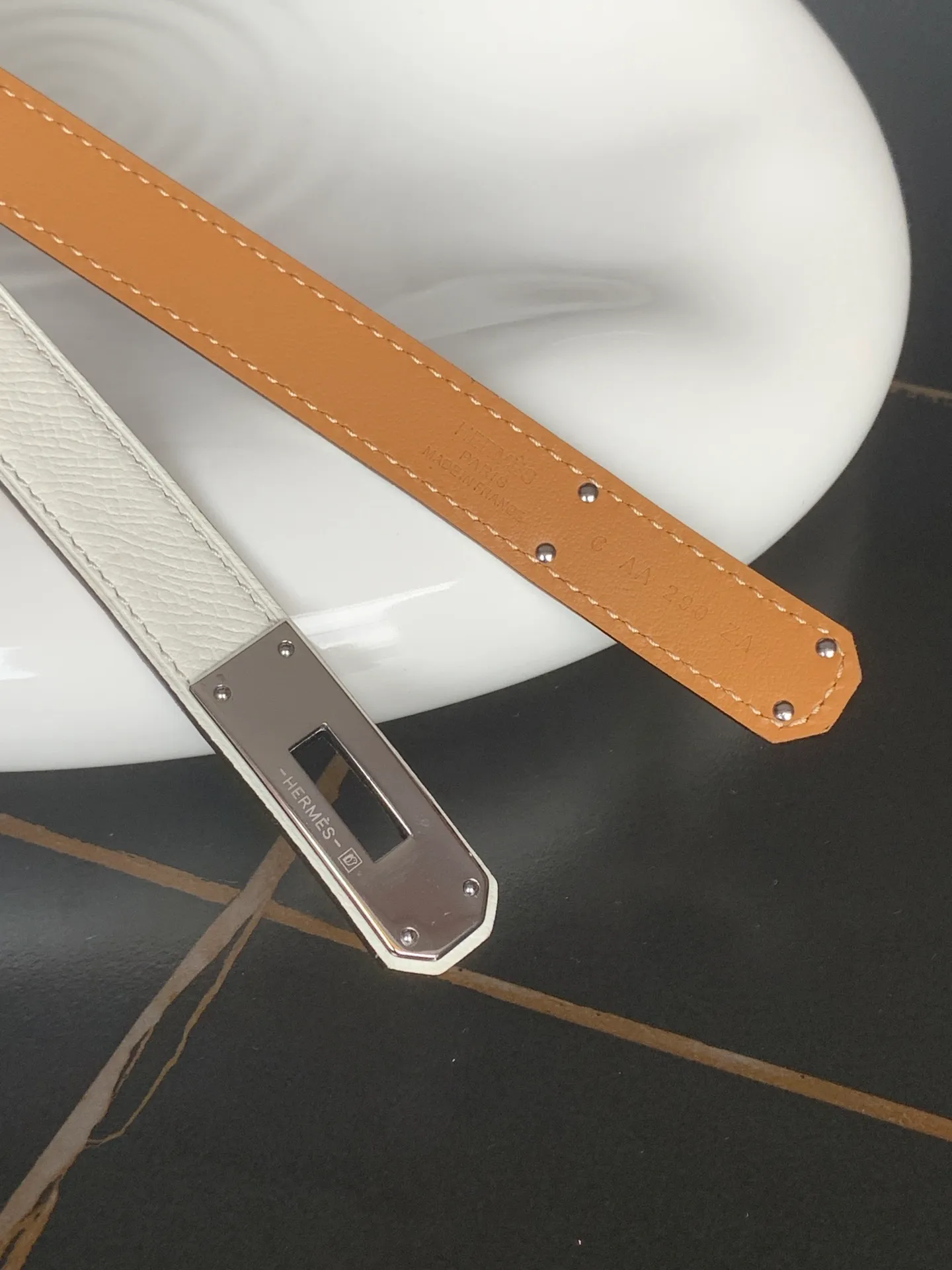 💰498💰Full package💰 💍Purchasing-grade Hermes⚡️🌹Kelly EPSOM imported calfskin⚡️🌹Width 1.8Cm! Discount gold, silver and rose gold in 3⃣️ colors! Adjustable length, one size fits all! summer boutique