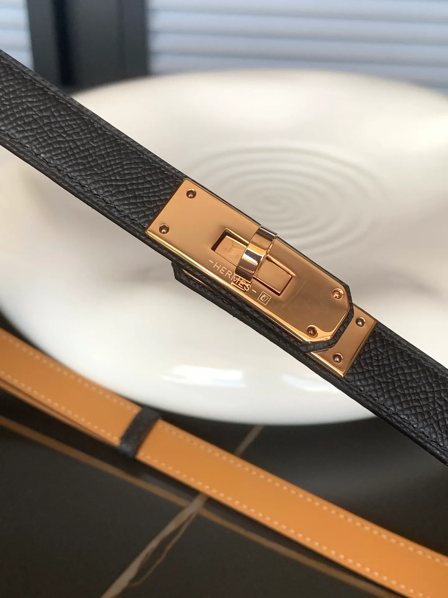 💰498💰Full package💰 💍Purchasing-grade Hermes⚡️🌹Kelly EPSOM imported calfskin⚡️🌹Width 1.8Cm! Discount gold, silver and rose gold in 3⃣️ colors! Adjustable length, one size fits all! summer boutique