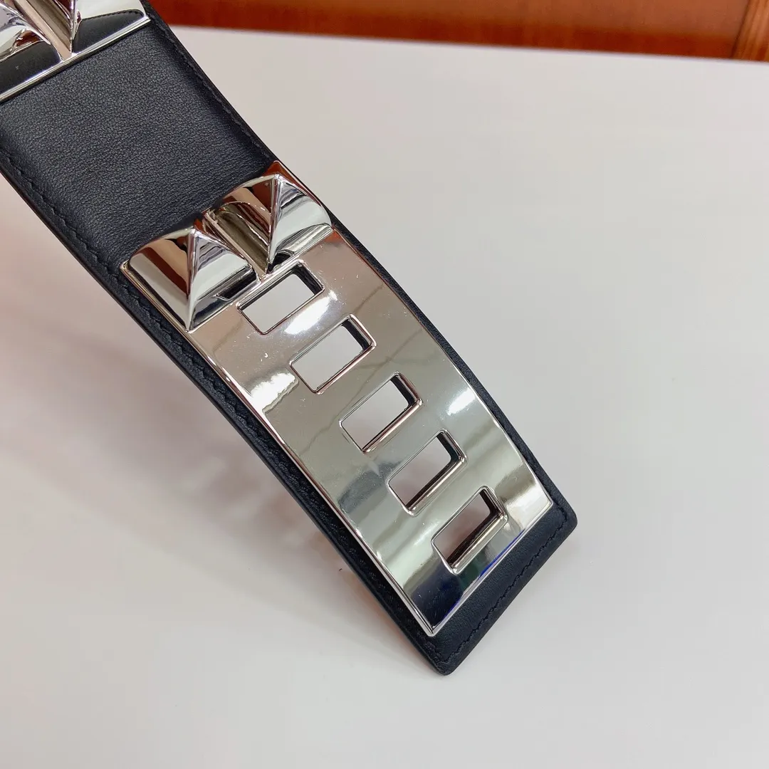 💰680💰Full package💰 💍Purchasing-grade Hermes HERMES 45mm belt and girdle, fine hardware, with plain calfskin, 5-hole adjustment. Sizes 75€ to 100€