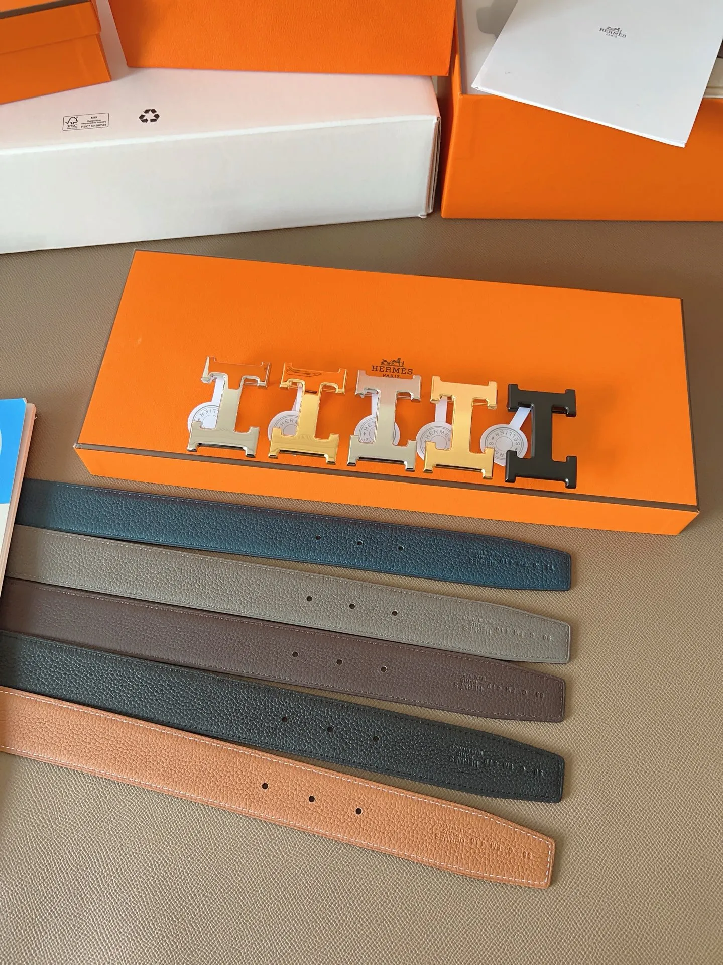 💰480💰Full set of packaging💰💍Purchase level Hermes "HERMES" new craftsmanship, original wiring 3.2cm, colors are black, earthy yellow, tin gray, coffee color, Prussian basket double-sided belt🇫🇷French original togo leather/A-grade steel buckle The quality is beyond doubt, there is no better, only the best,