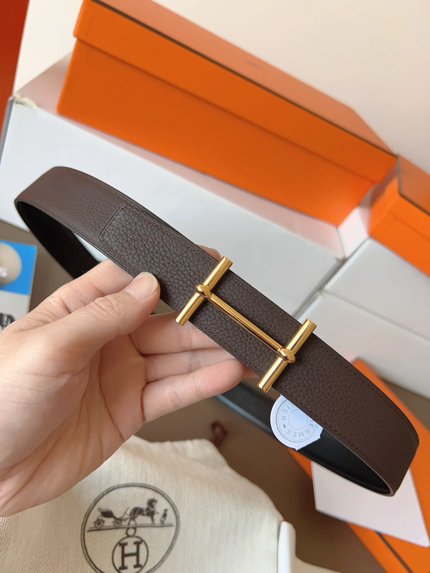 💰480💰Full set of packaging💰💍Purchase level Hermes "HERMES" new craftsmanship, original wiring 3.2cm, colors are black, earthy yellow, tin gray, coffee color, Prussian basket double-sided belt🇫🇷French original togo leather/A-grade steel buckle The quality is beyond doubt, there is no better, only the best,