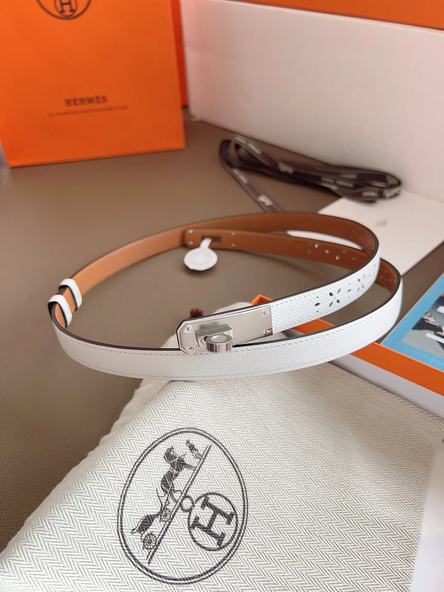 💰498💰Full package💰 💍Purchase level Hermès "HERMES" upgraded version 2025, brand new semi-handmade Kelly belt colors are black/gold/elephant gray/white/etc., original EPSOM leather, quality is beyond doubt