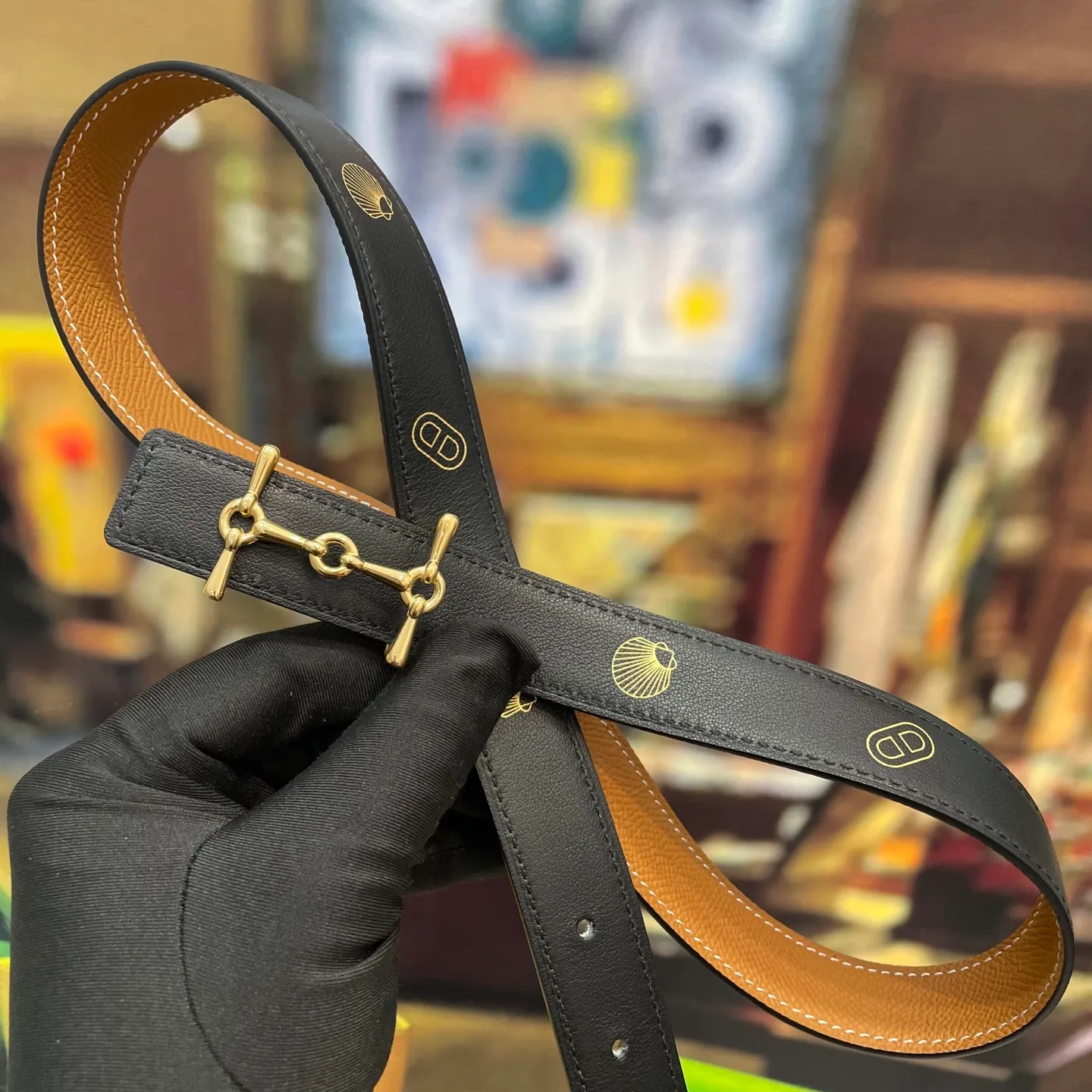 💰480💰Full package💰 💍Purchase level Hermes-⚡️🌹High-quality double-sided original Epsom leather with stainless steel hardware buckle, high-end luxury printed Swift and Epsom calfskin double-sided leather belt.  The entire length of the belt is hot-stamped with gold foil and alternately embellished with shell elements and Chaine d'Ancre link designs.