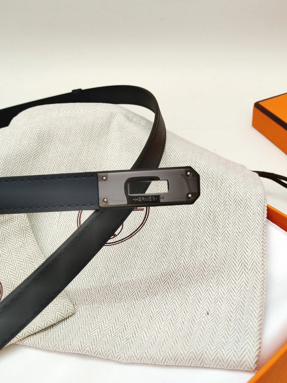 💰498💰Full package💰 💍Purchase grade Hermès black H-family French imported calfskin steel color buckle, simple and fashionable wear, width 18mm You deserve it