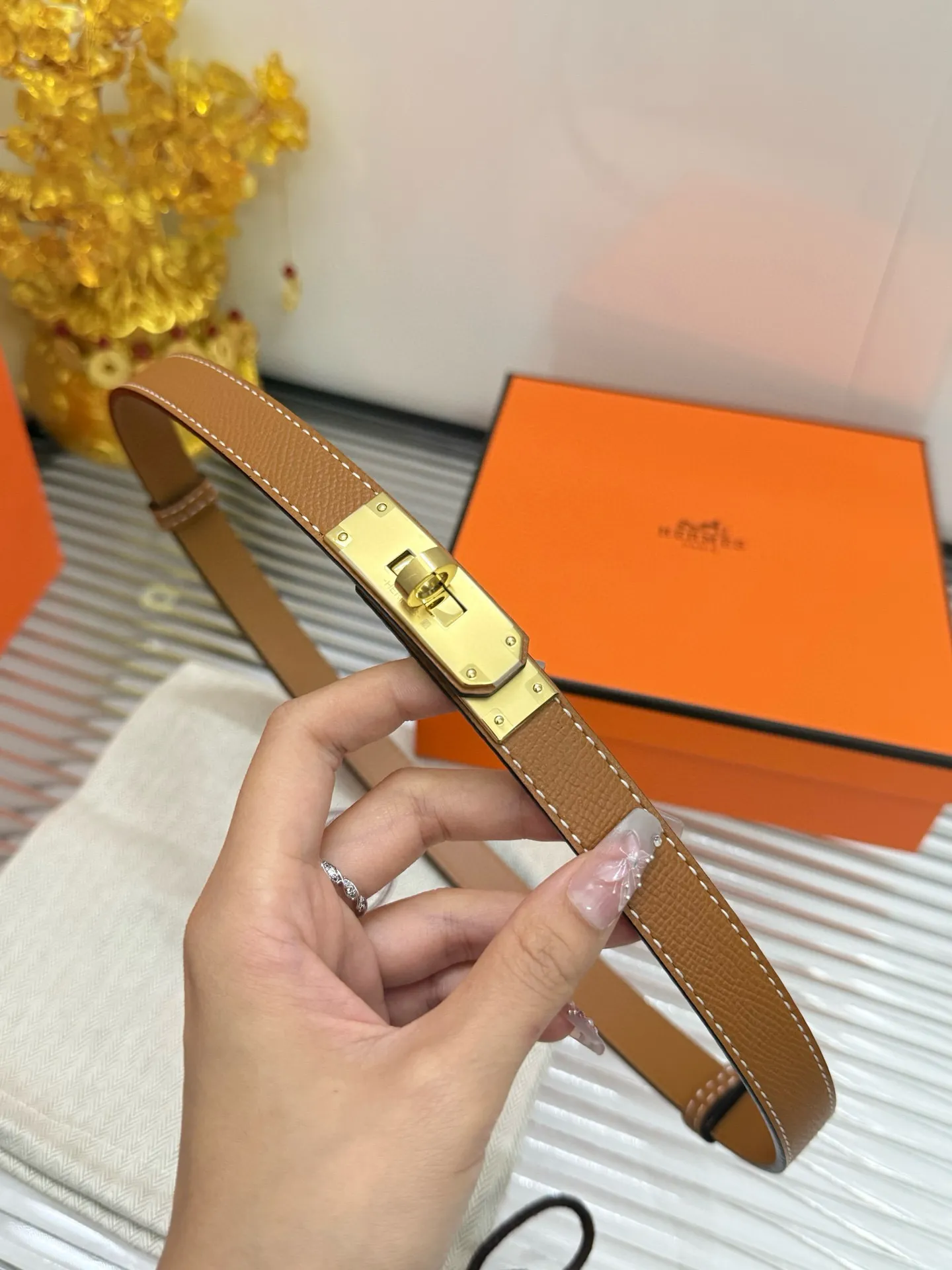 ✅Width: 𝟭.𝟴𝗰𝗺 Hermès Classic Classic Color Kelly Women’s Telescopic Model·One Size Original Imported 𝐓𝐎𝐆𝐎 Calfskin + Fine Pure Copper Hardware Buckle Genuine Hardware Special Film P480