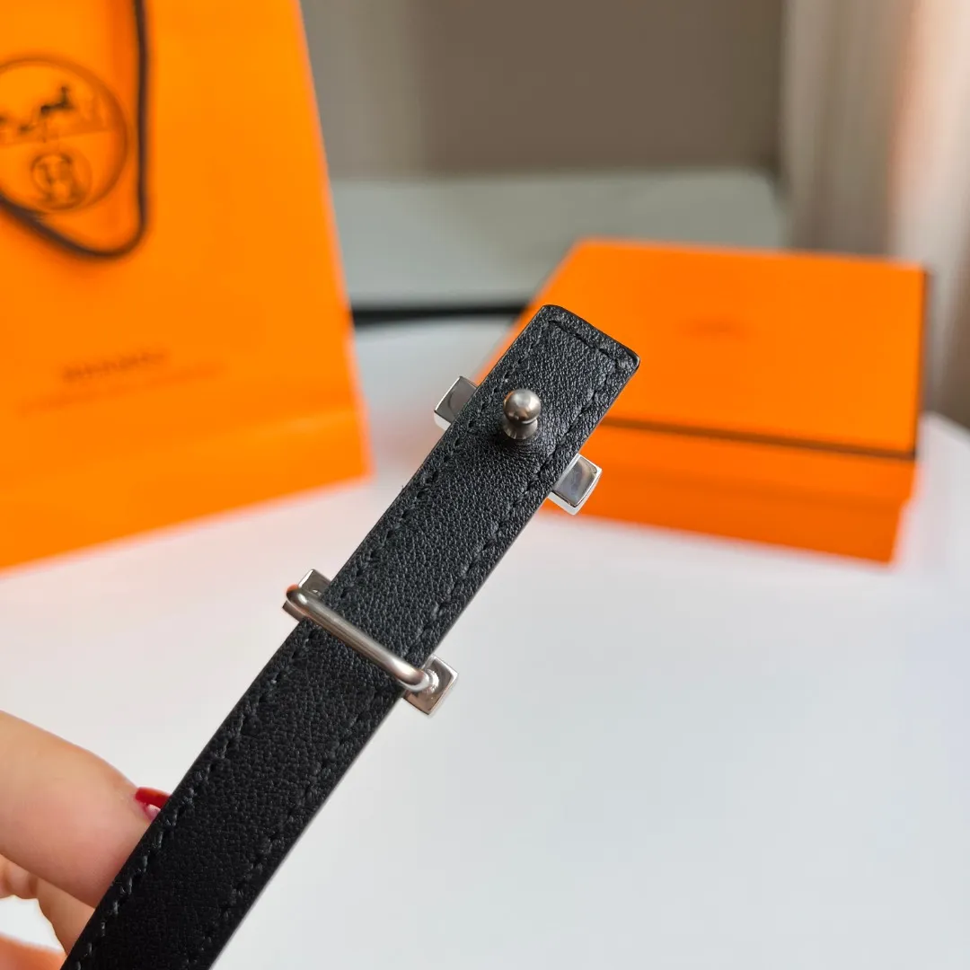 💍Purchasing agent Hermes official website version 1.3cm women's model 316 scalpel steel vacuum gold-plated stainless steel buckle [love] [love] P520💰 Buyer's experience: Kelly has always been a favorite element in the fashion circle, loved by all the experts! Hurry up and give your small waist a pair with a small bag, 75 to 100cm euros