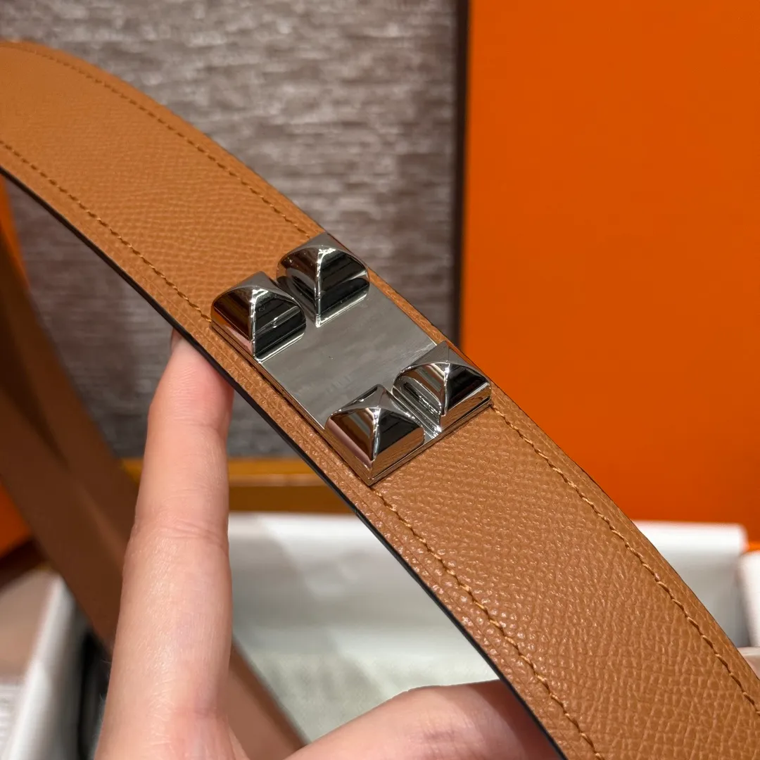 💰560💰Full package💰 💍Purchase level Hermès ⚡️🌹Collier de Chien 32 belt Crocodile🐊 embossed calfskin belt with metal belt buckle. This Collier de Chien belt continues the rock style and has been upgraded. The narrow design highlights daily fashion. Width: 32mm