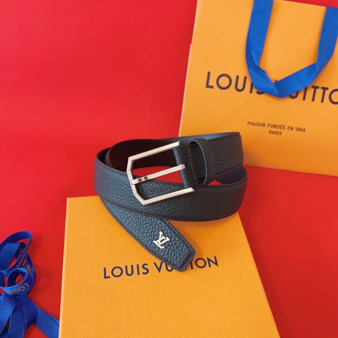💰520💰Full package💰 💍Purchasing-grade LV launches new 3.5cm wide M8632, new style pin buckle.