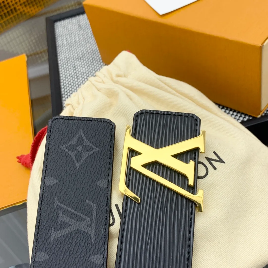 💰480💰Full package💰 💍Purchasing-grade LV⚡️🌹New~🤩Lvjia France🇫🇷Original leather Water-corrugated bottom Matching Italian🇮🇹Imported original leather⚡️🌹Size 4.0cm Premium hardware Imported furnace hardware