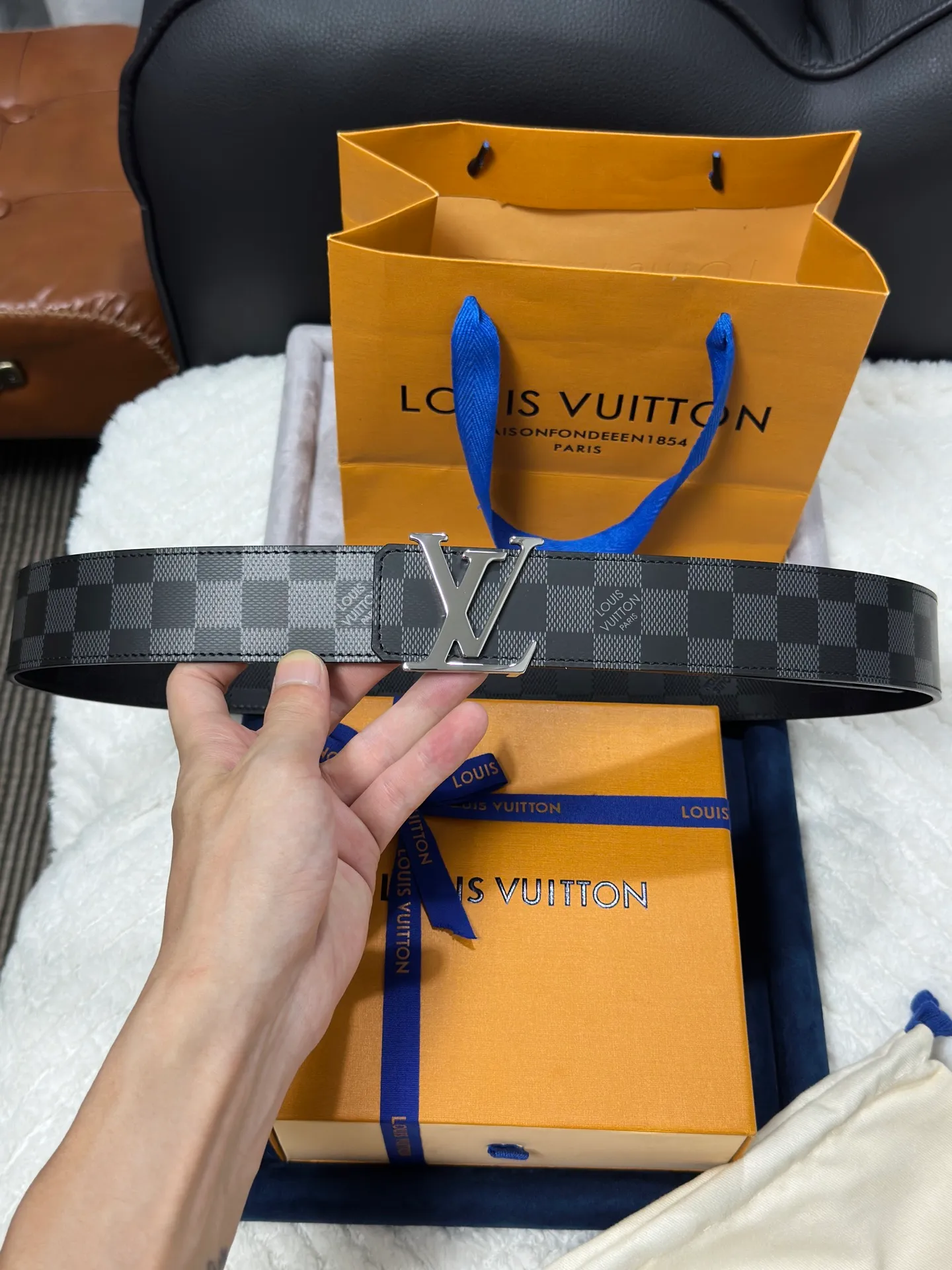 💰480💰Full set of packaging💰 💍Purchasing-grade LV Louis Vuitton M0107, double-sided, screen-printed checkerboard, width 4.0cm, high-quality LV buckle