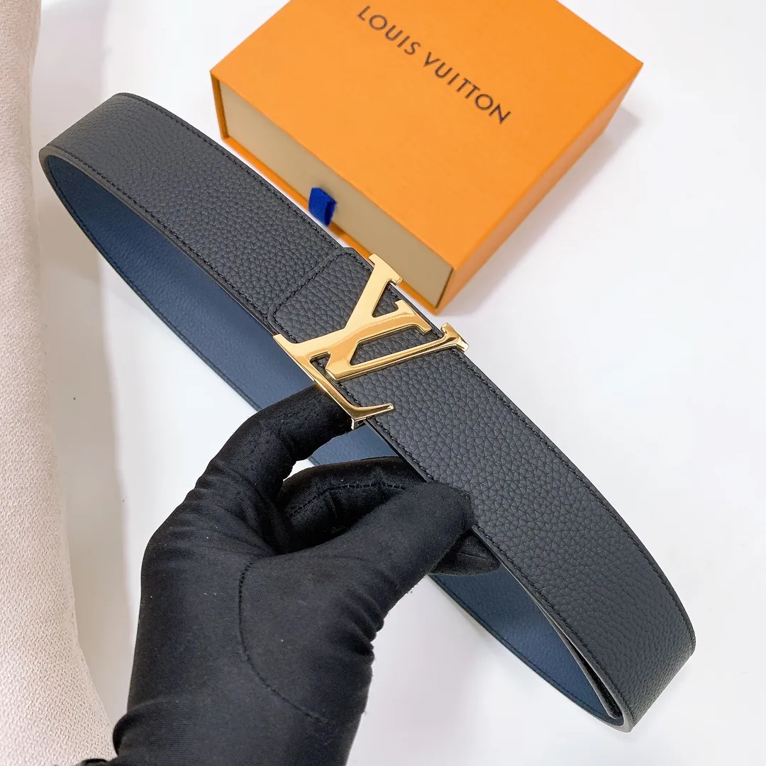 💰480💰Full package💰 💍Purchase level Lv imported pebbled cowhide classic men's belt, high-quality stainless steel letter head dual-use hanging buckle belt 4.0cm