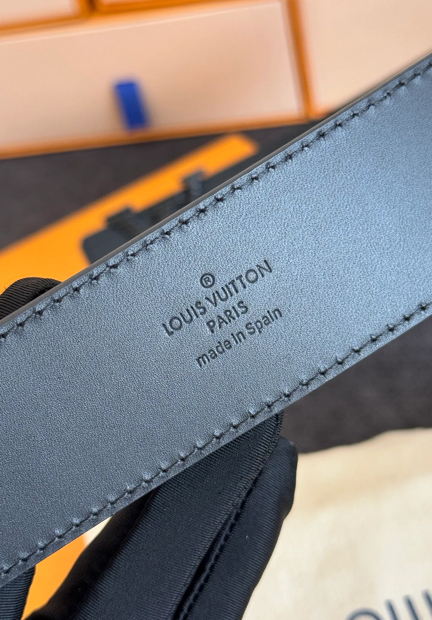 💰480💰Full set of packaging💰 💍Purchasing-grade LV OEM goods 4.0 width inspectable, genuine integrated casting hardware, original leather