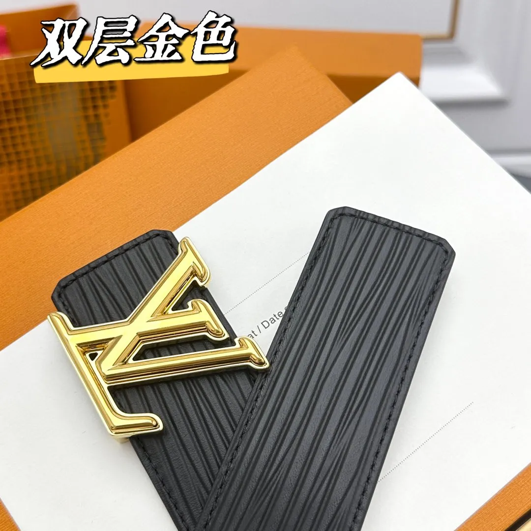 💰480💰Full package💰 💍Purchasing-grade LV Dimension double-sided belt combines creative heritage with gorgeous street style, highlighting the fashion vision of creative director Pharrell Williams. Monogram canvas covers the outer layer, and the LV Dimension metal buckle shimmers with subtle luster, making it possible to express your personality in various occasions.