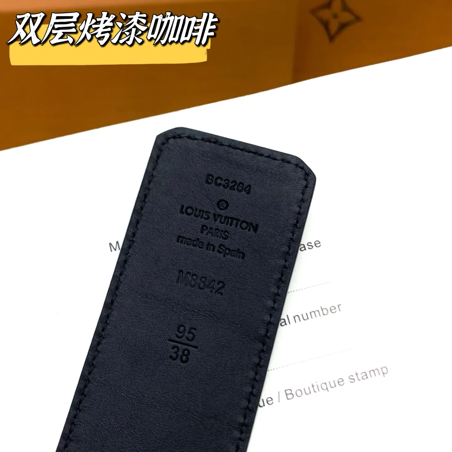 💰480💰Full package💰 💍Purchasing-grade M8842 LV Dimension double-sided waist is made of deep leather with Monogram pattern embossed on it. When flipped over, the delicate and smooth side will appear, revealing a calm charm in elegance. The eye-catching LV letter buckle is outlined in gradient tones, giving the classic design a trendy twist. Width 4.0cm