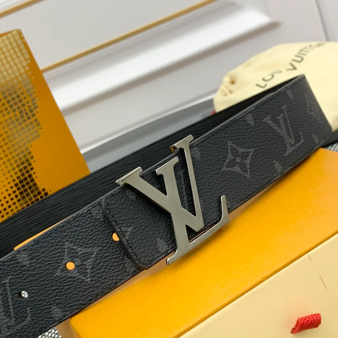 💰480💰Full package💰 💍Purchasing-grade LV⚡️🌹New~🤩Lvjia France🇫🇷Original leather Water-corrugated bottom Matching Italian🇮🇹Imported original leather⚡️🌹Size 4.0cm Premium hardware Imported furnace hardware