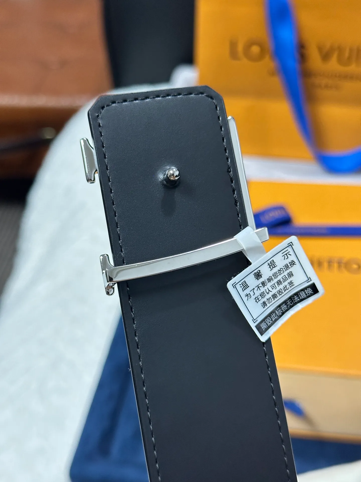 💰440💰Full set of packaging💰 💍Purchase grade LV Louis Vuitton M0285 gray presbyopic width 4.0cm high-quality LV buckle