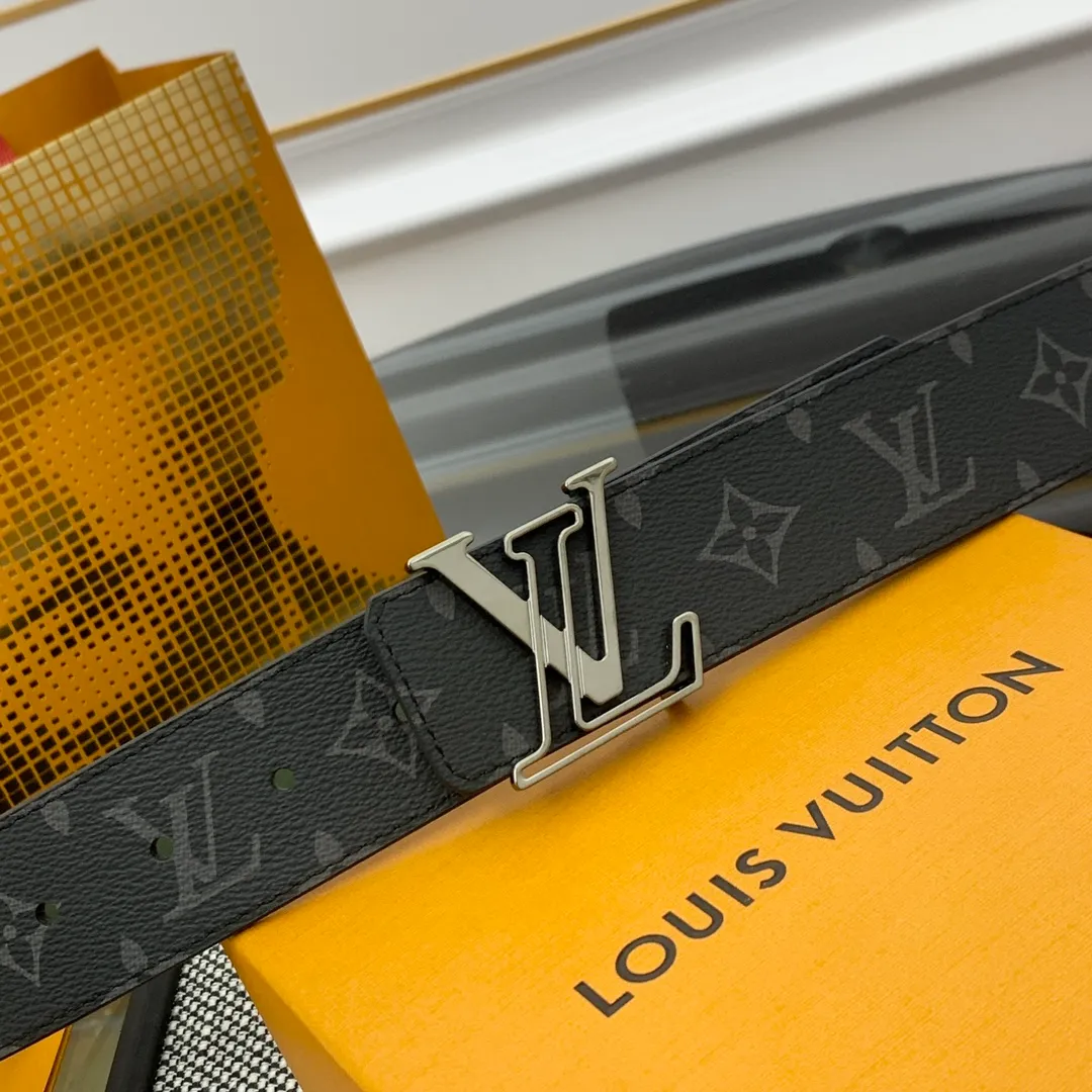 💰480💰Full package💰 💍Purchasing level Lv new~🤩Lvjia France🇫🇷Original special leather with original calfskin bottom Size 4.0cm Premium hardware Imported furnace hardware