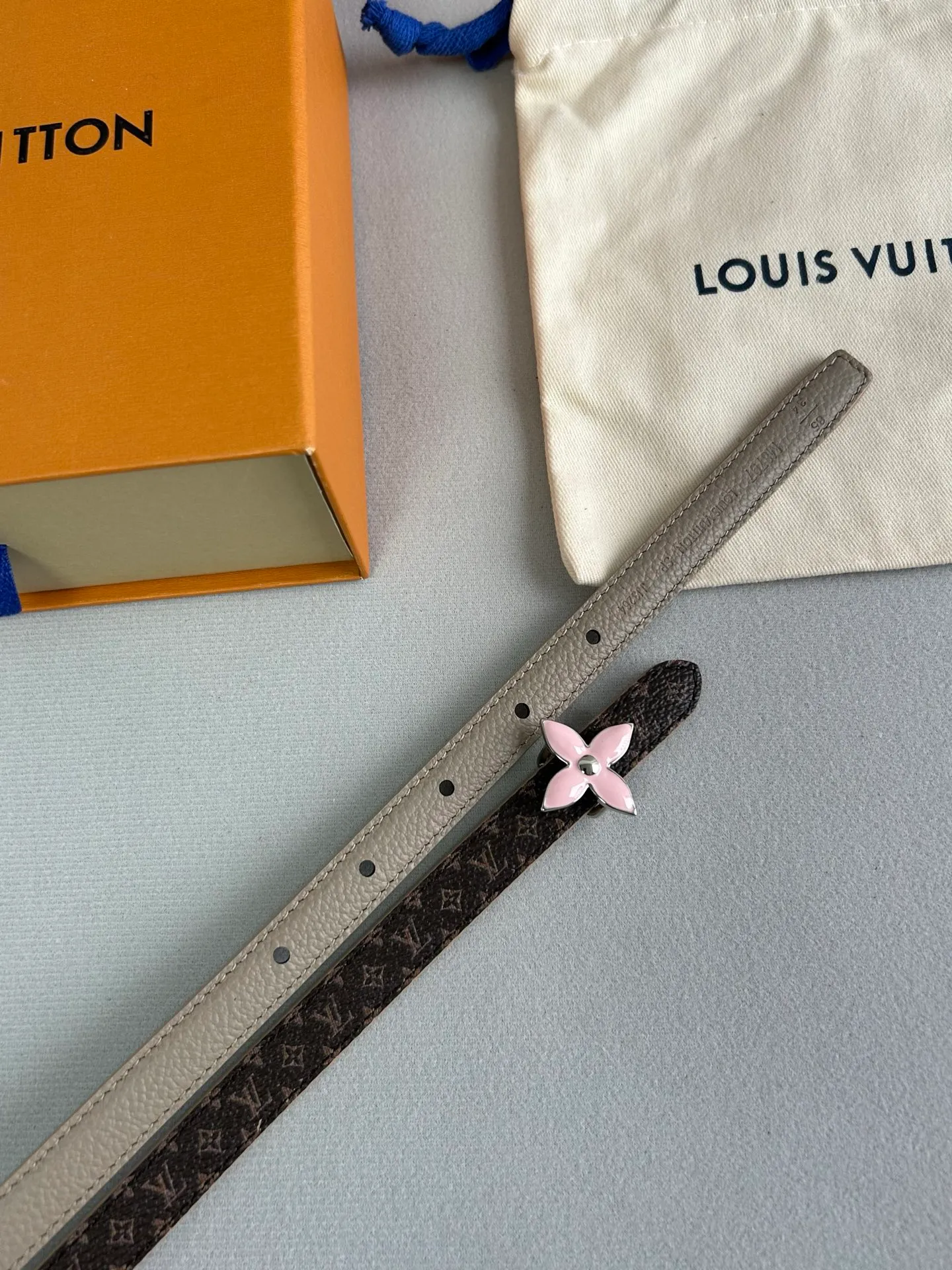 💰440💰Full package💰 💍Purchase grade LV Louis Vuitton⚡️🌹1.5cm double-sided belt, counter quality, double-sided use. Pure copper hardware buckle. Accessories loved by the brand’s brilliant classic designs