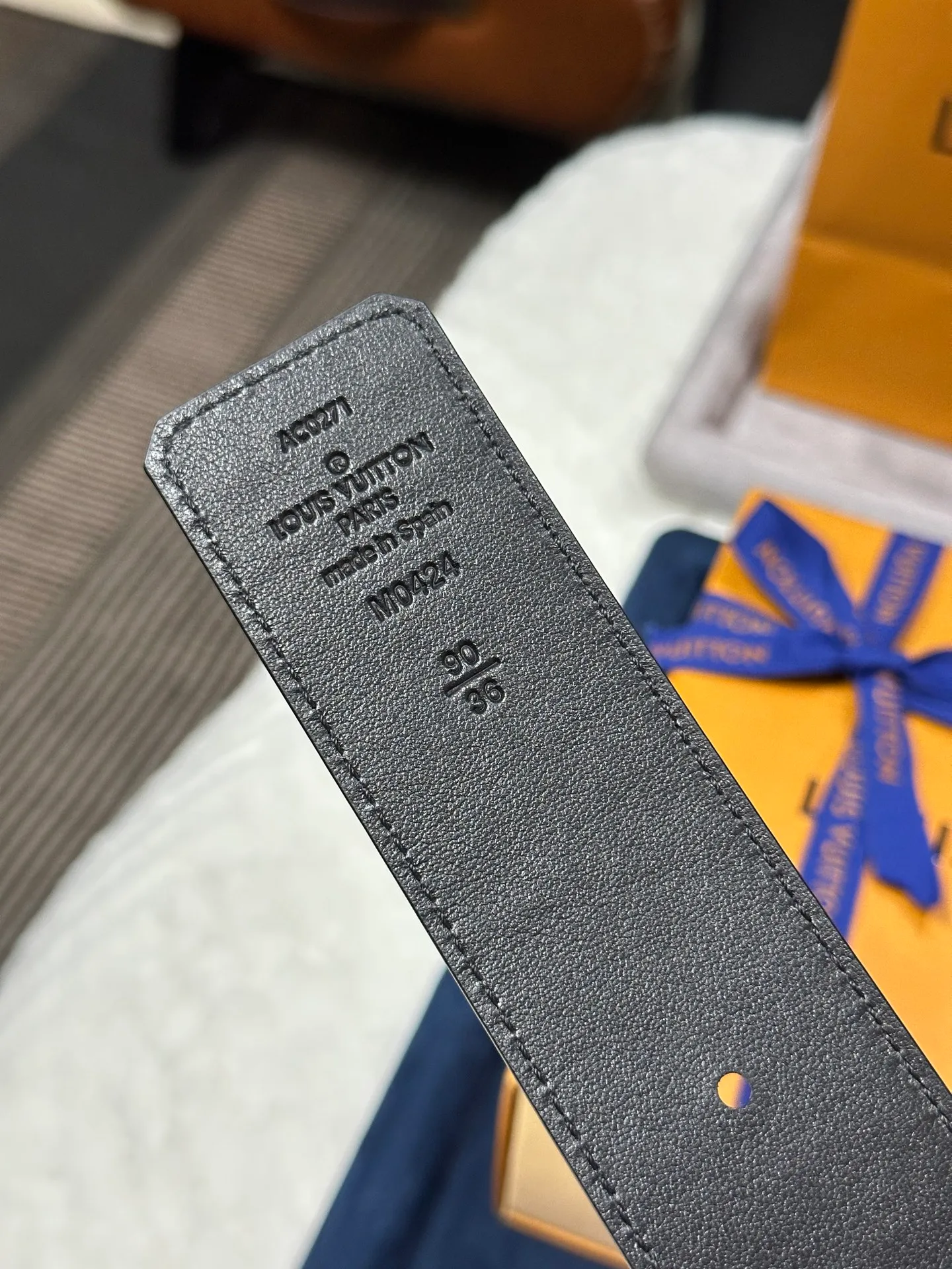 💰480💰Full set of packaging💰 💍Purchasing-grade LV Louis Vuitton M0424, double-sided, thick lychee embossed, width 4.0cm, high-quality LV buckle