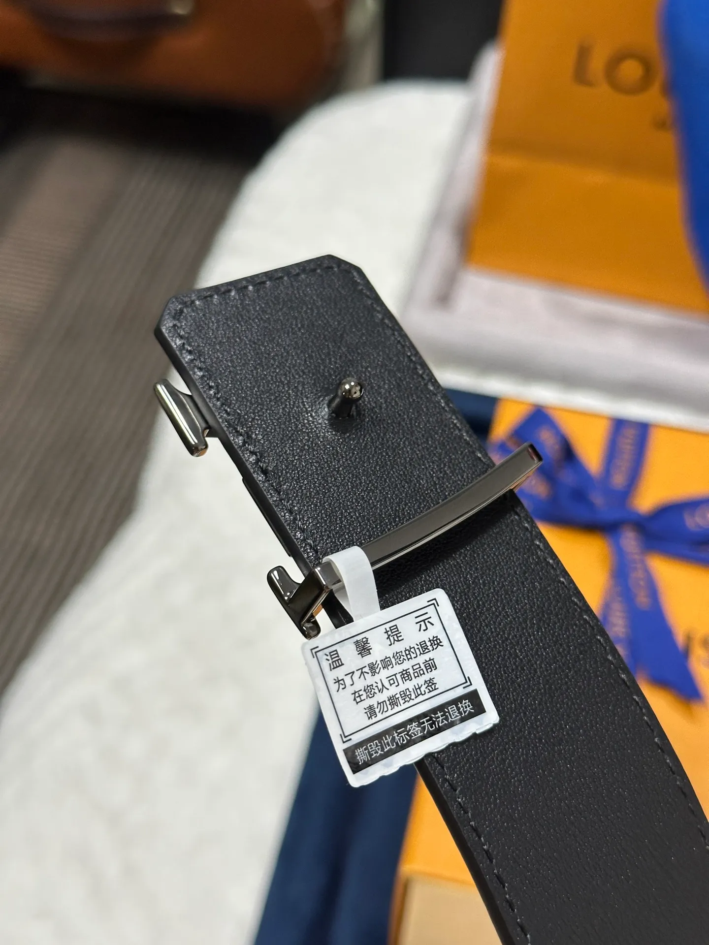💰480💰Full set of packaging💰 💍Purchasing-grade LV Louis Vuitton M0424, double-sided, thick lychee embossed, width 4.0cm, high-quality LV buckle