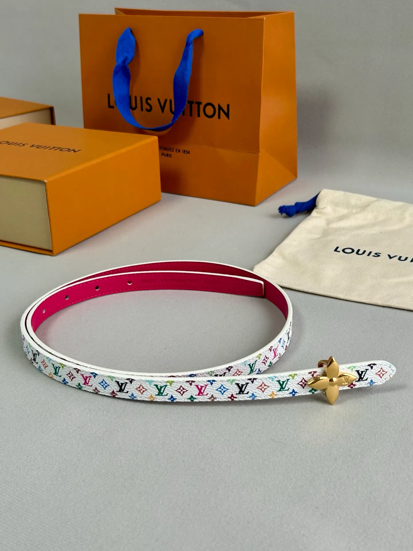 💰440💰Full package💰 💍Purchase grade LV Louis Vuitton⚡️🌹1.5cm double-sided belt, counter quality, double-sided use. Pure copper hardware buckle. Accessories loved by the brand’s brilliant classic designs