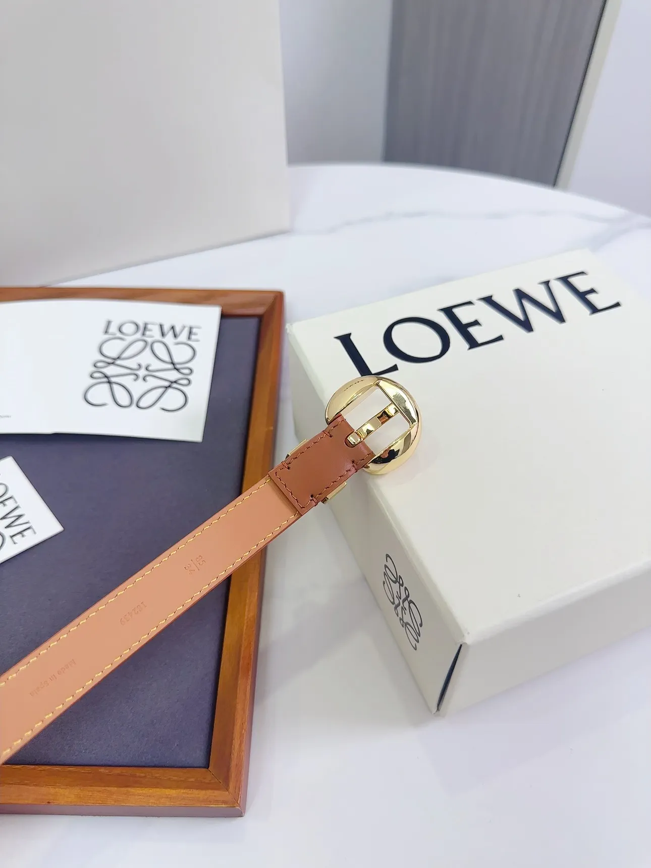 💰460💰Full package💰 💍Purchasing-grade LOEWE counter latest belt of the same style [Celebration][Celebration] Made of smooth cow leather narrow belt with Anagram Pebble pin buckle Excellent craftsmanship Personalized shape Exquisite material Width: 2.0cm