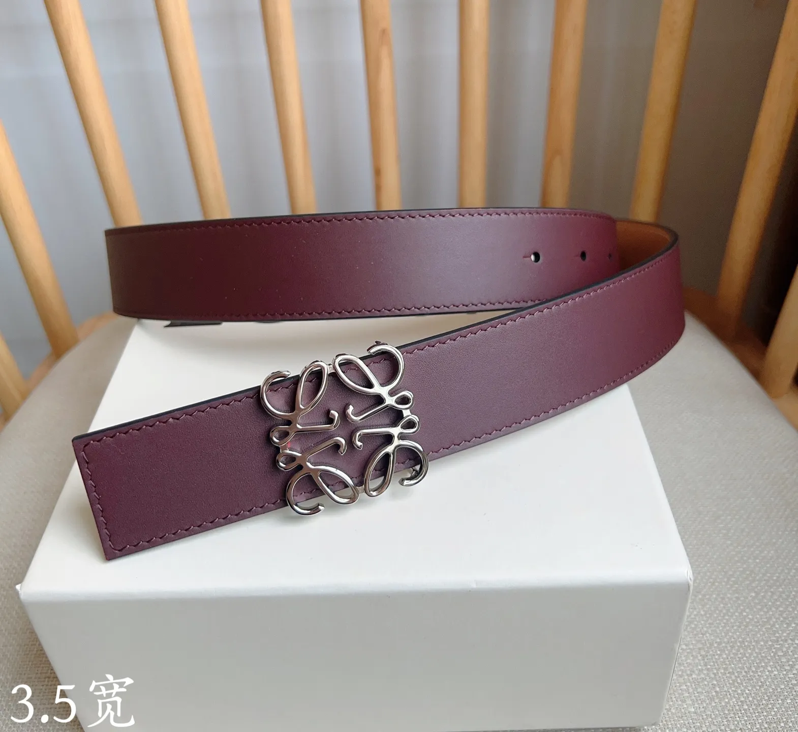 💰460💰Full package💰 💍Purchasing-grade LOEWE⚡️🌹The latest belt of the same style at the counter⚡️🌹Smooth cow leather double-sided belt equipped with Anagram pin buckle five-hole adjustment Excellent craftsmanship Personalized shape Exquisite material⚡️🌹Width: 3.5cm
