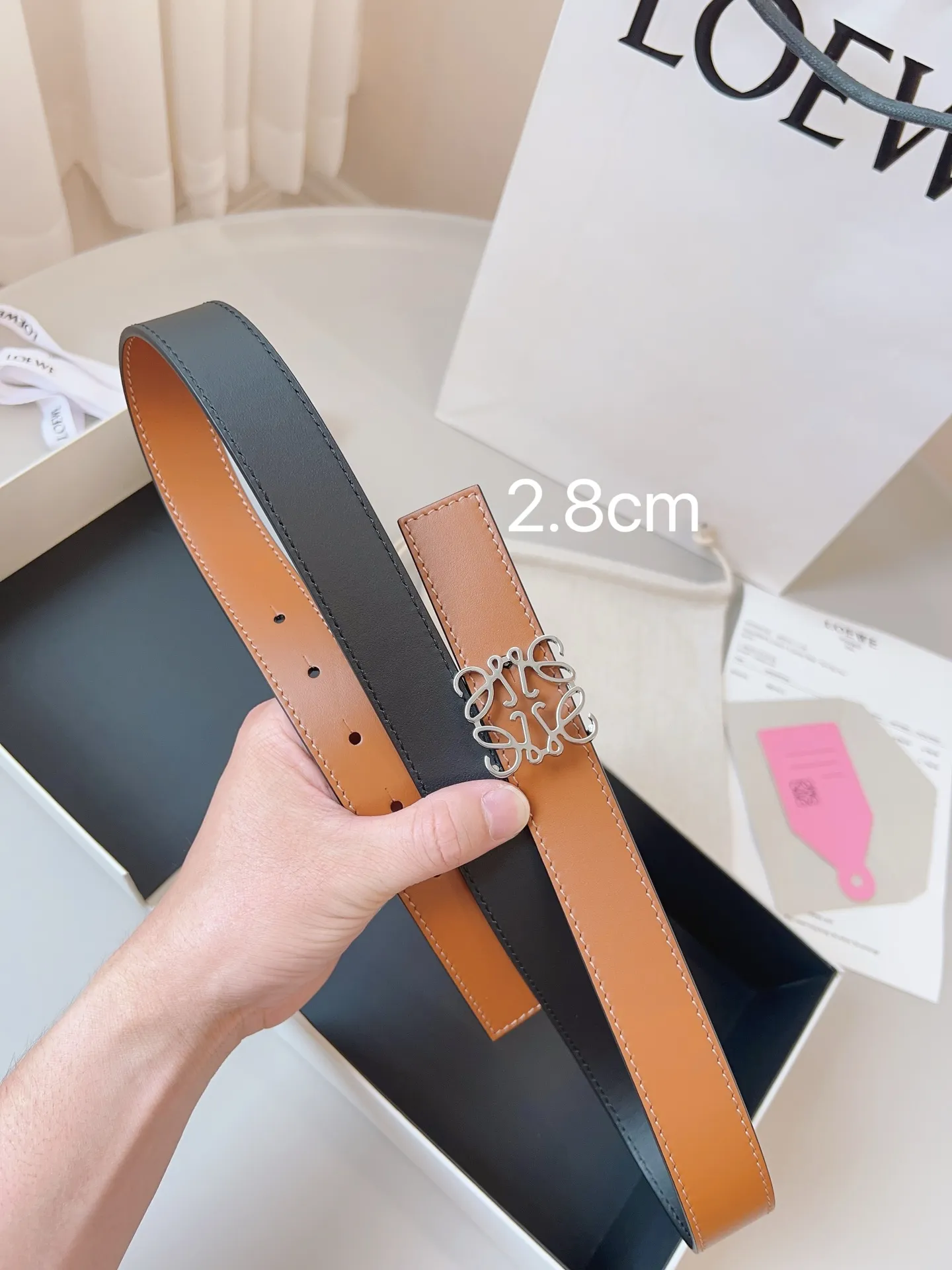 💰440💰Full package💰 💍Purchasing-grade LoEWE reversible belt, made of cowhide, repeated Anagram pattern, equipped with LOEWE Anagram buckle Width: 2.8cm