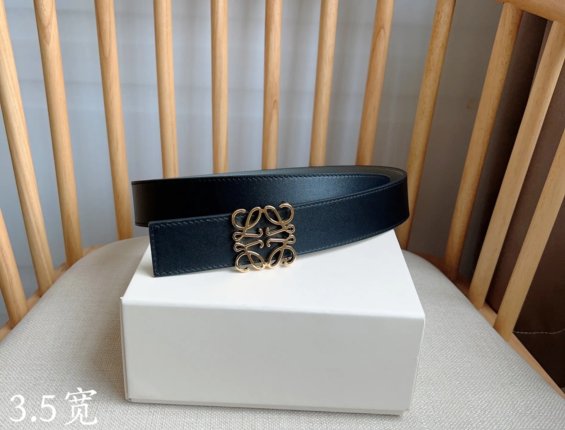 💰460💰Full package💰 💍Purchasing-grade LOEWE⚡️🌹The latest belt of the same style at the counter⚡️🌹Smooth cow leather double-sided belt equipped with Anagram pin buckle five-hole adjustment Excellent craftsmanship Personalized shape Exquisite material⚡️🌹Width: 3.5cm