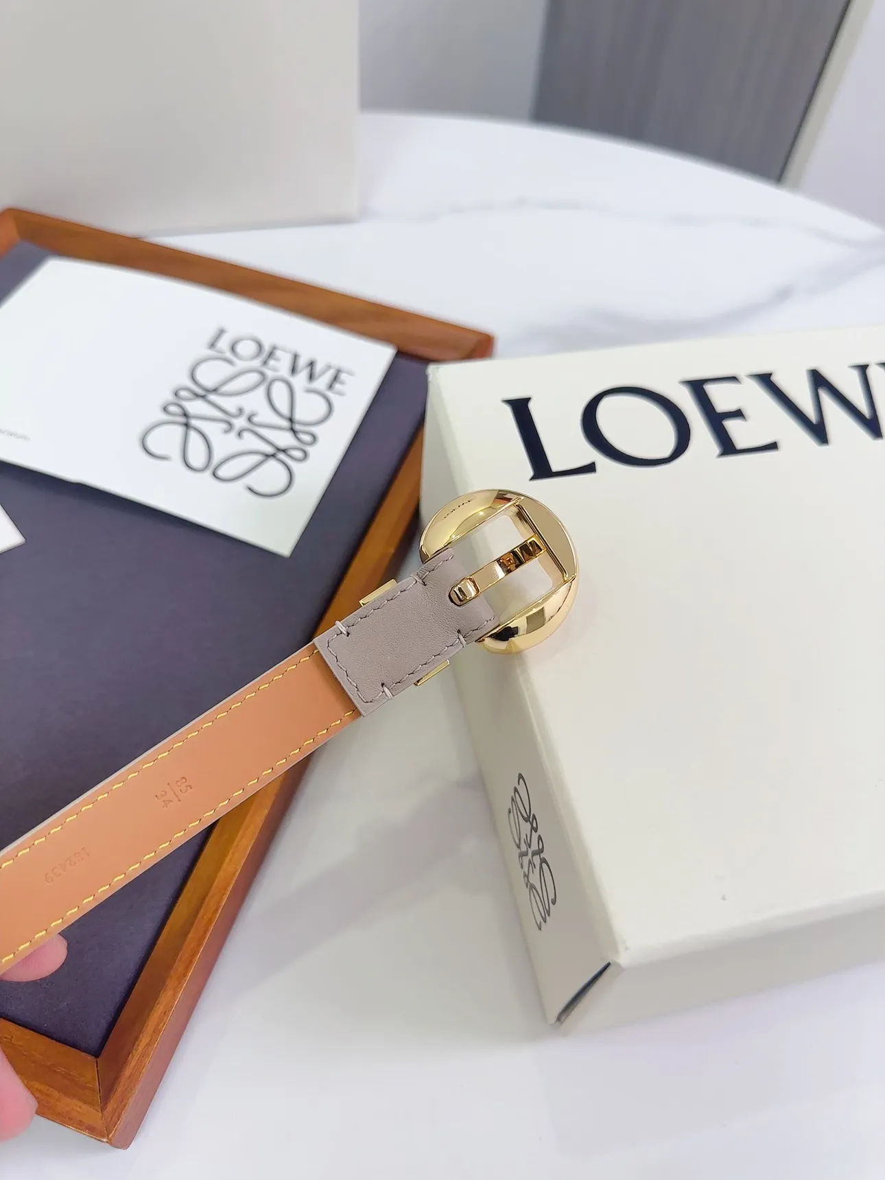 💰460💰Full package💰 💍Purchasing-grade LOEWE counter latest belt of the same style [Celebration][Celebration] Made of smooth cow leather narrow belt with Anagram Pebble pin buckle Excellent craftsmanship Personalized shape Exquisite material Width: 2.0cm