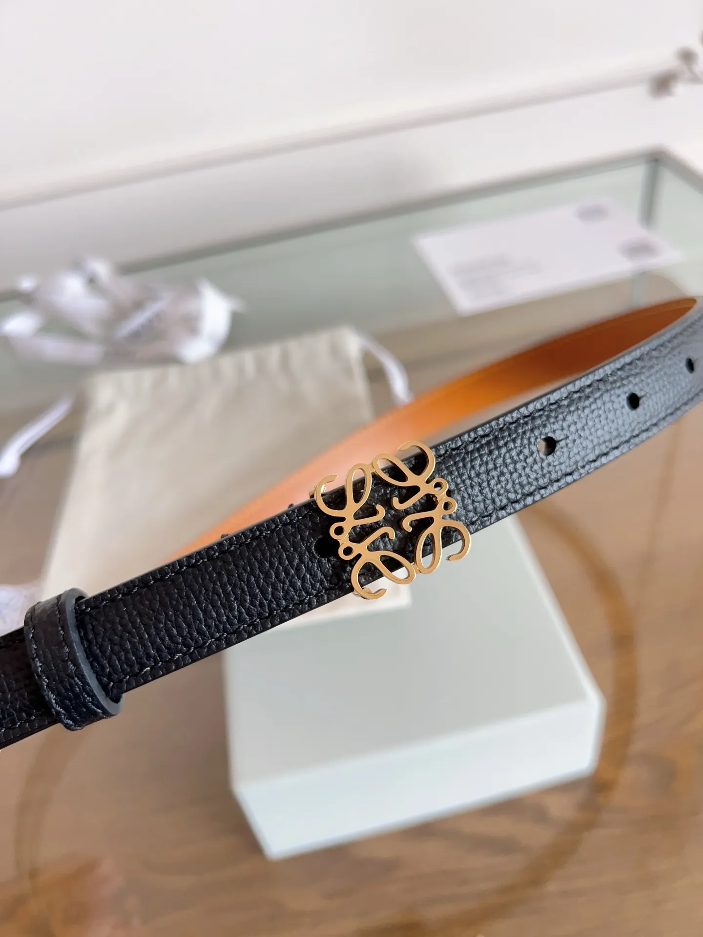 💰480💰Full package💰 💍Purchasing-grade LOEWE🇪🇸Spain original leather, pebbled brown cowhide. There is no doubt about the quality. There is no better, only the best. Size 2 cm