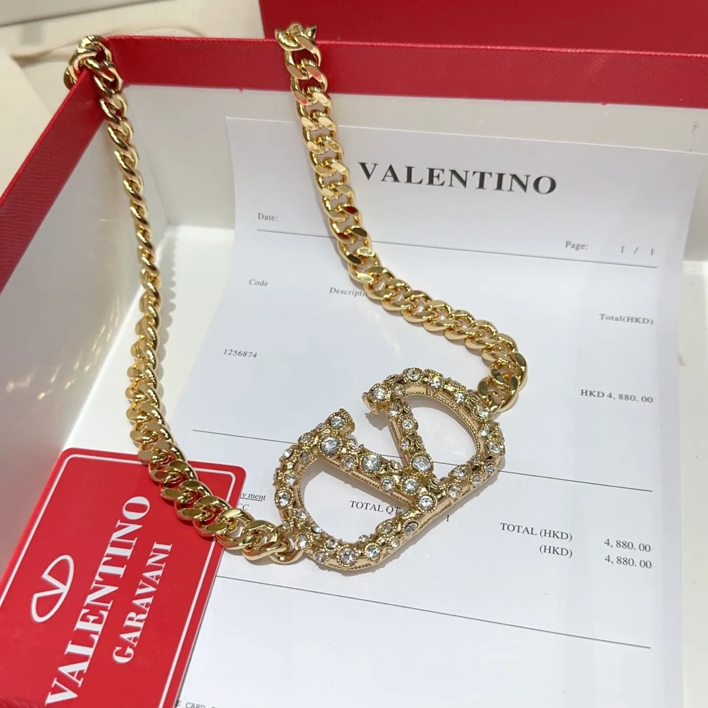 💰520💰Full package💰 💍Purchasing-grade Valentino waist chain, length: one size fits all, original molding and customization with copper hardware and diamond buckle