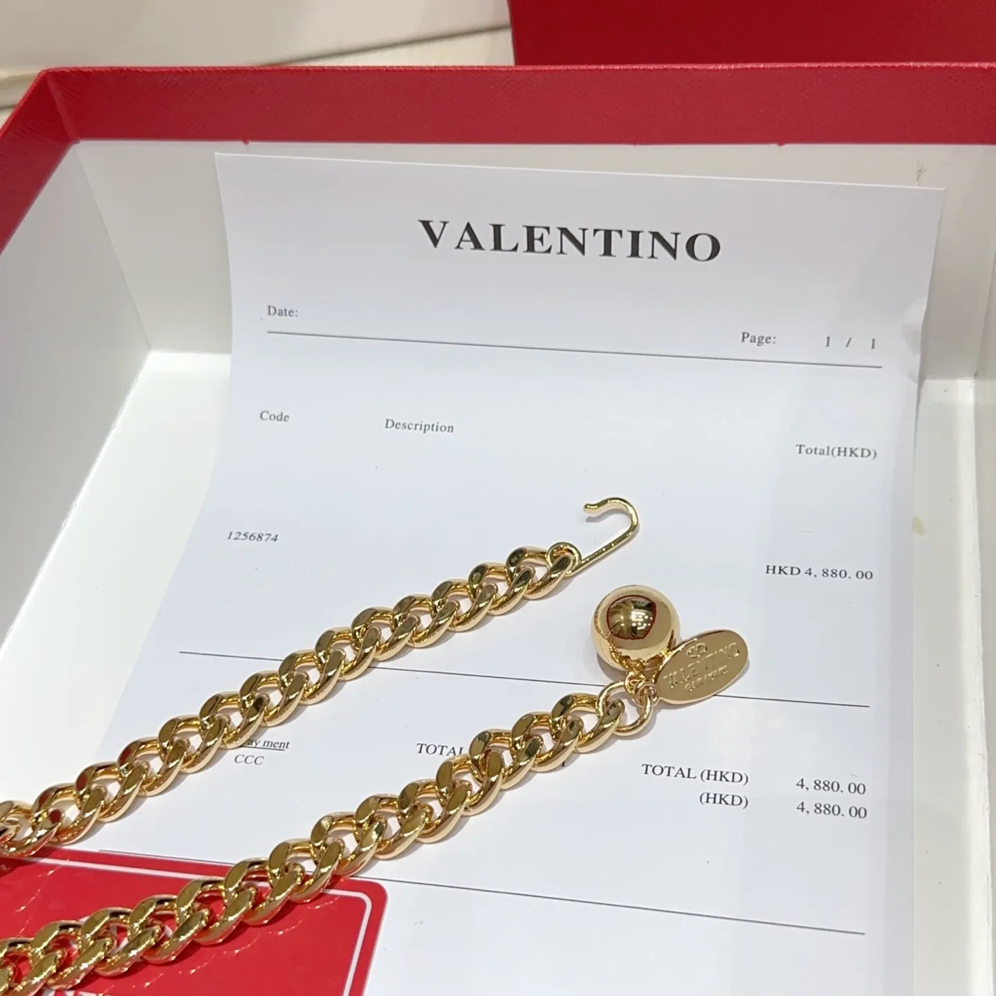 💰520💰Full package💰 💍Purchasing-grade Valentino waist chain, length: one size fits all, original molding and customization with copper hardware and diamond buckle